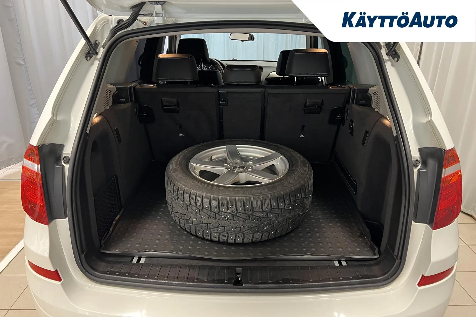 BMW X3 SMX-667 carousel image