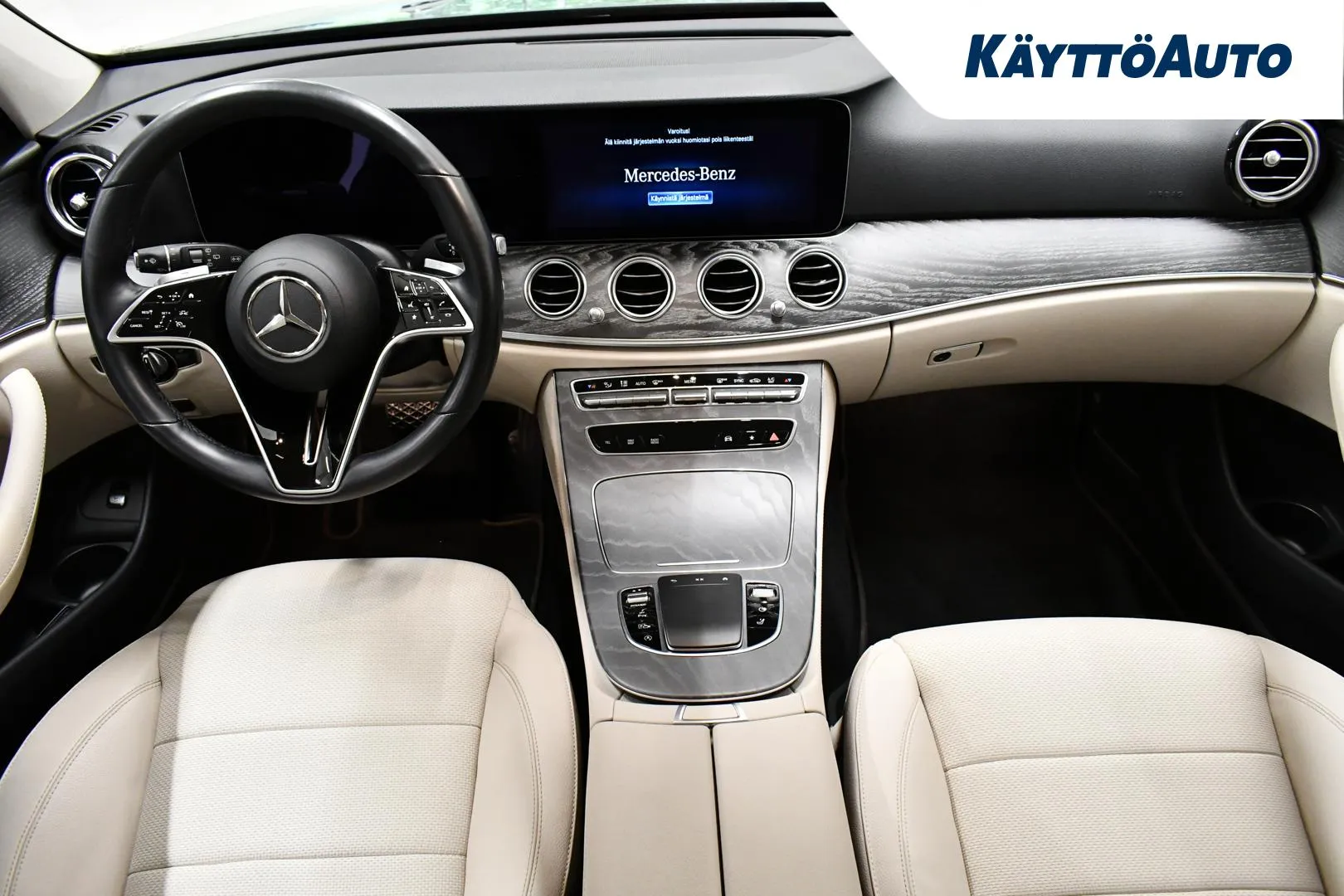 MERCEDES-BENZ E IZI-131 carousel image