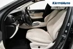 MERCEDES-BENZ E IZI-131 carousel thumbs