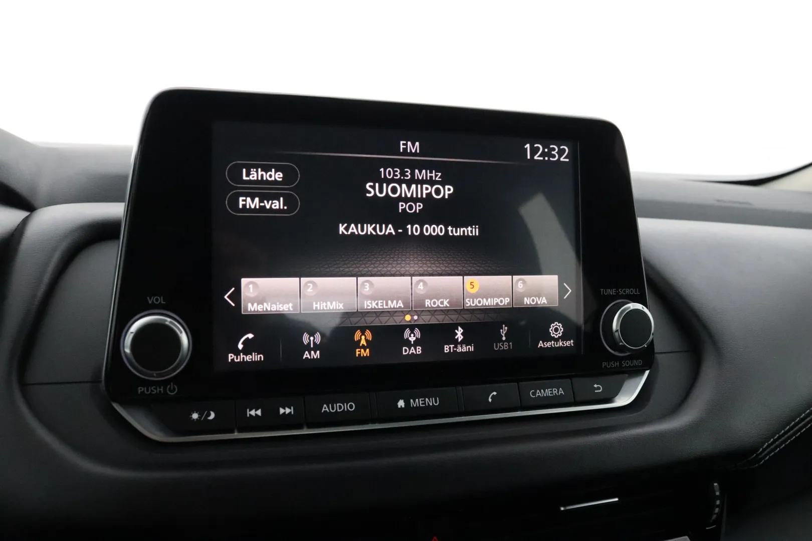 NISSAN Qashqai FPF-121 carousel image