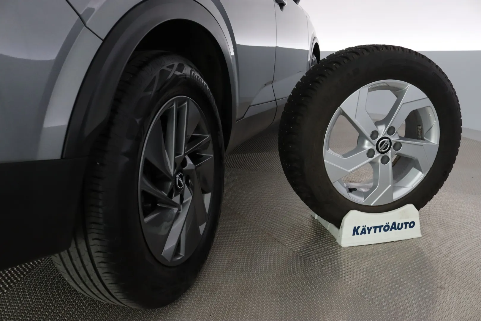 NISSAN Qashqai FPF-121 carousel image