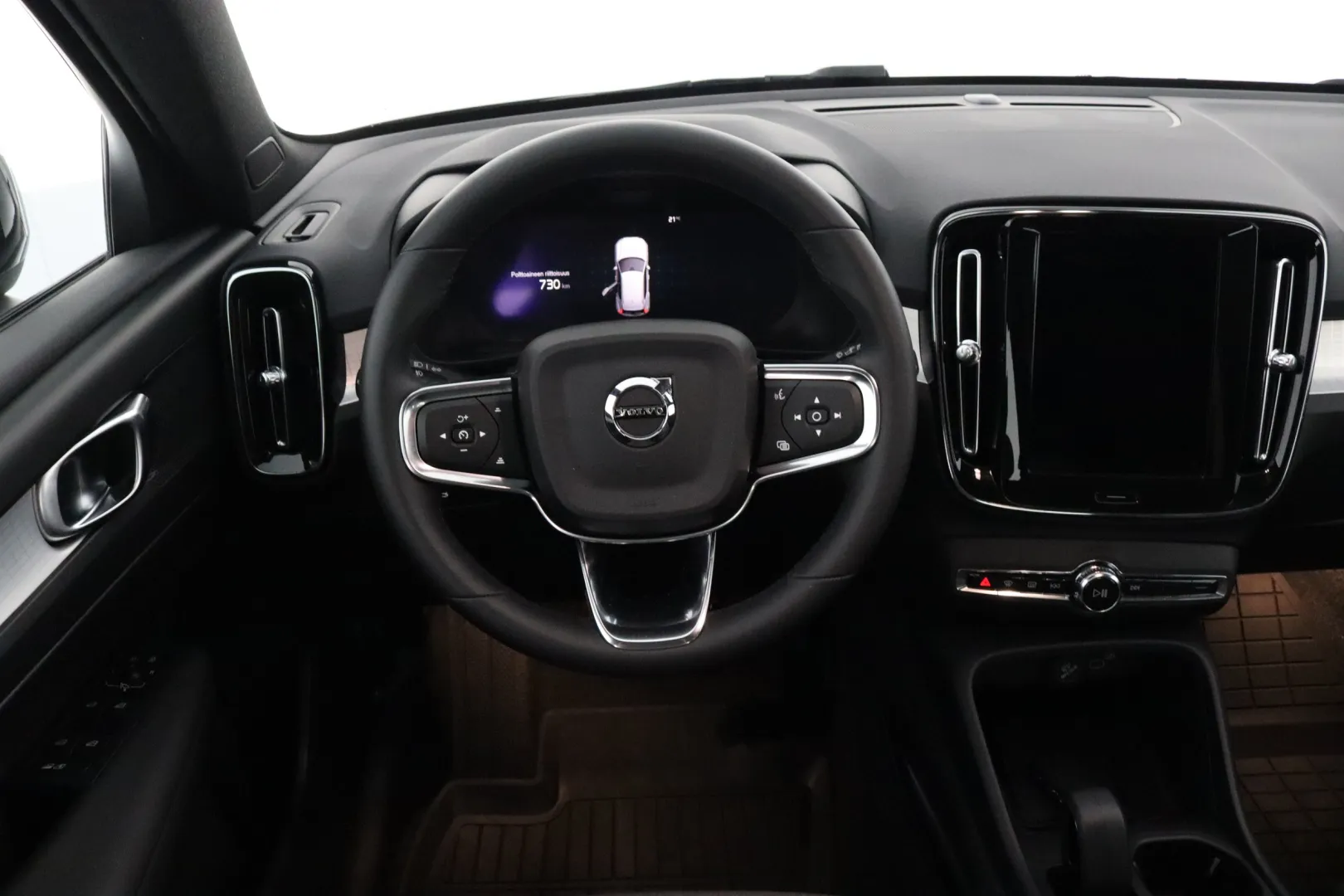 VOLVO XC40 CRV-155 carousel image