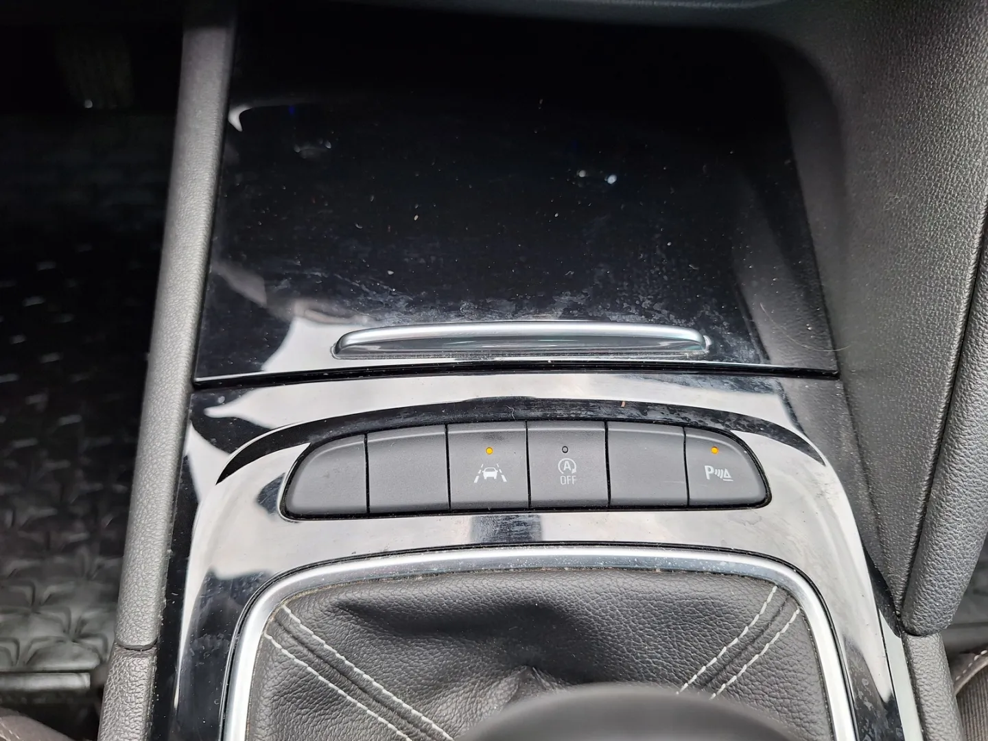 Opel Insignia KSZ-521 carousel image