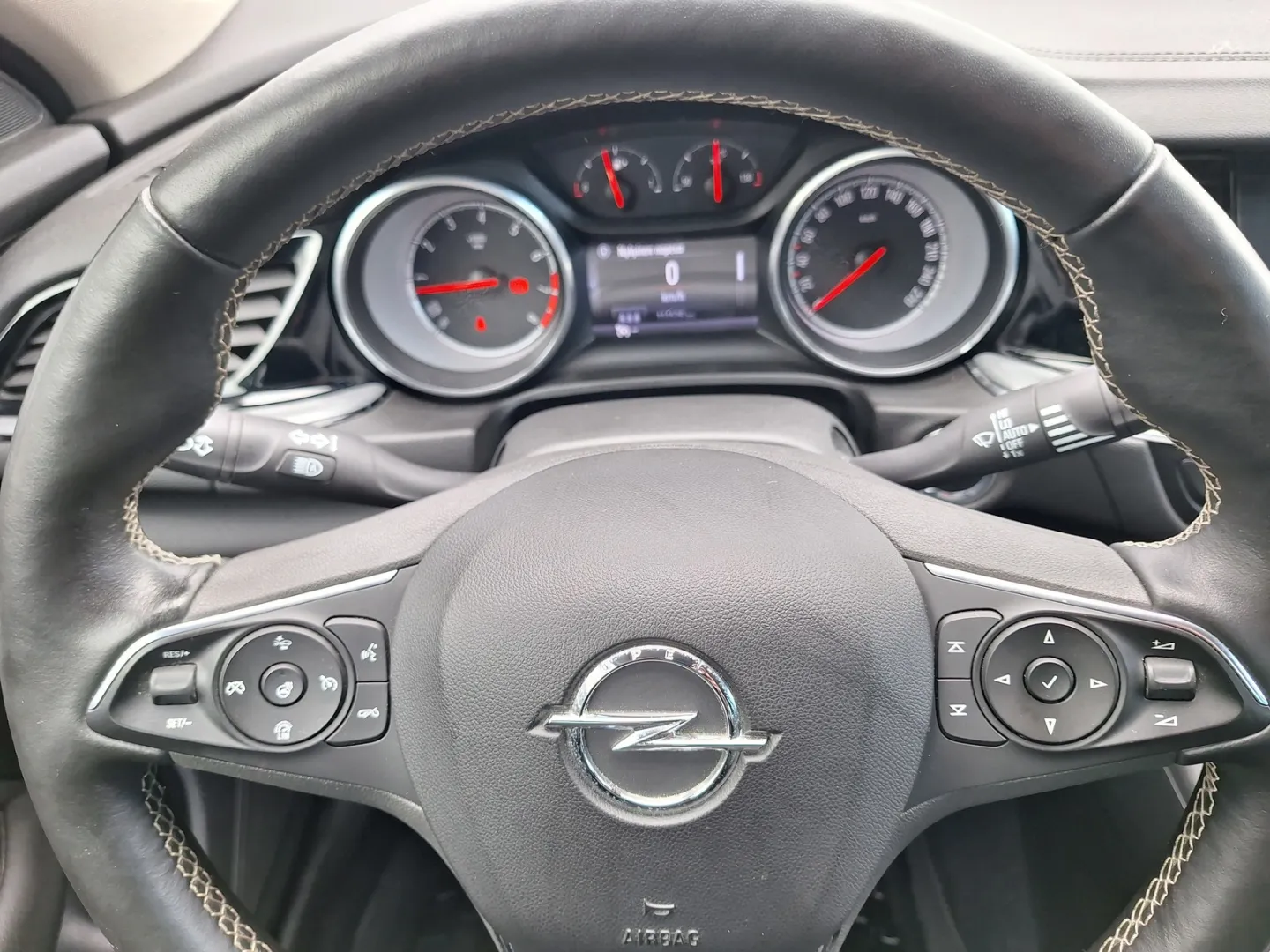 Opel Insignia KSZ-521 carousel image