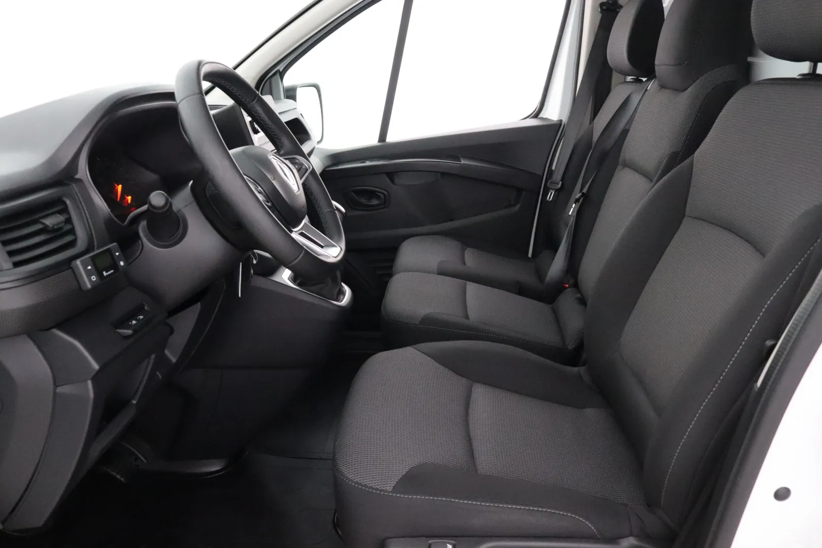 RENAULT Trafic JML-843 carousel image