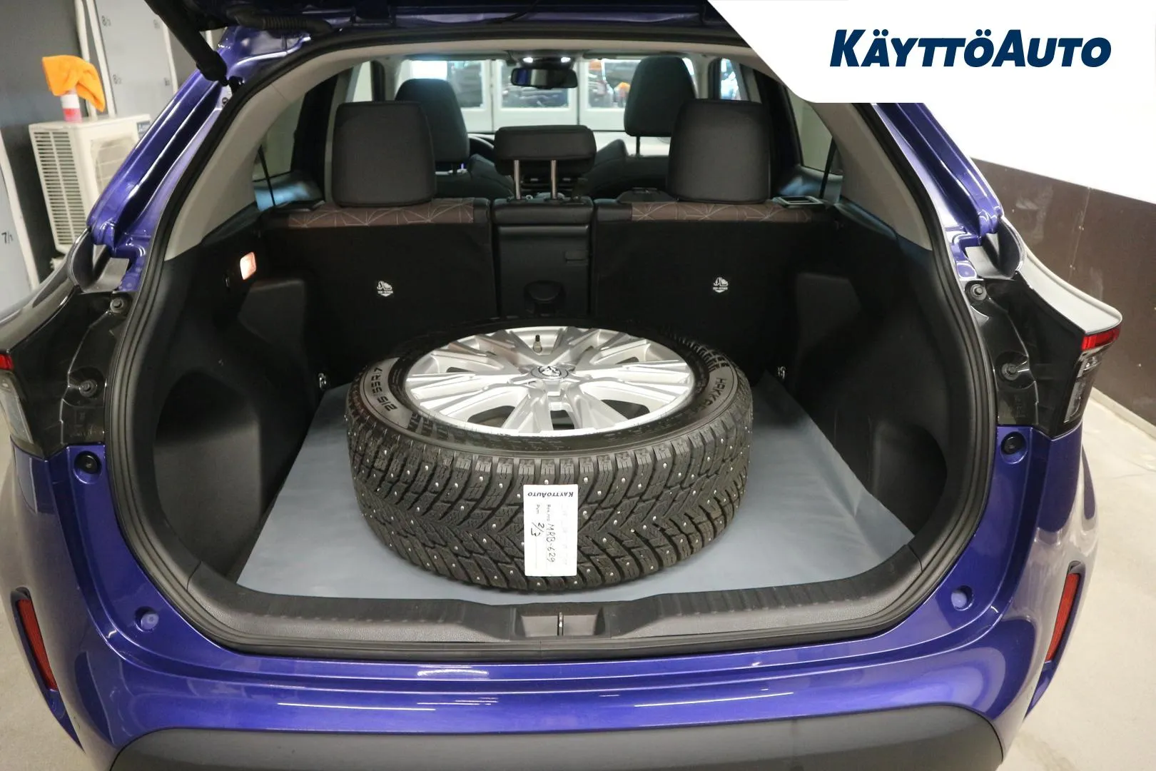 TOYOTA Yaris Cross MRB-629 carousel image