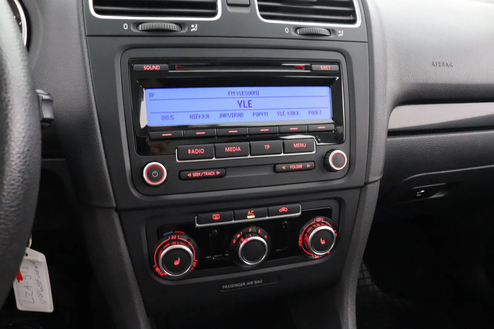 VOLKSWAGEN Golf LZA-913 carousel image