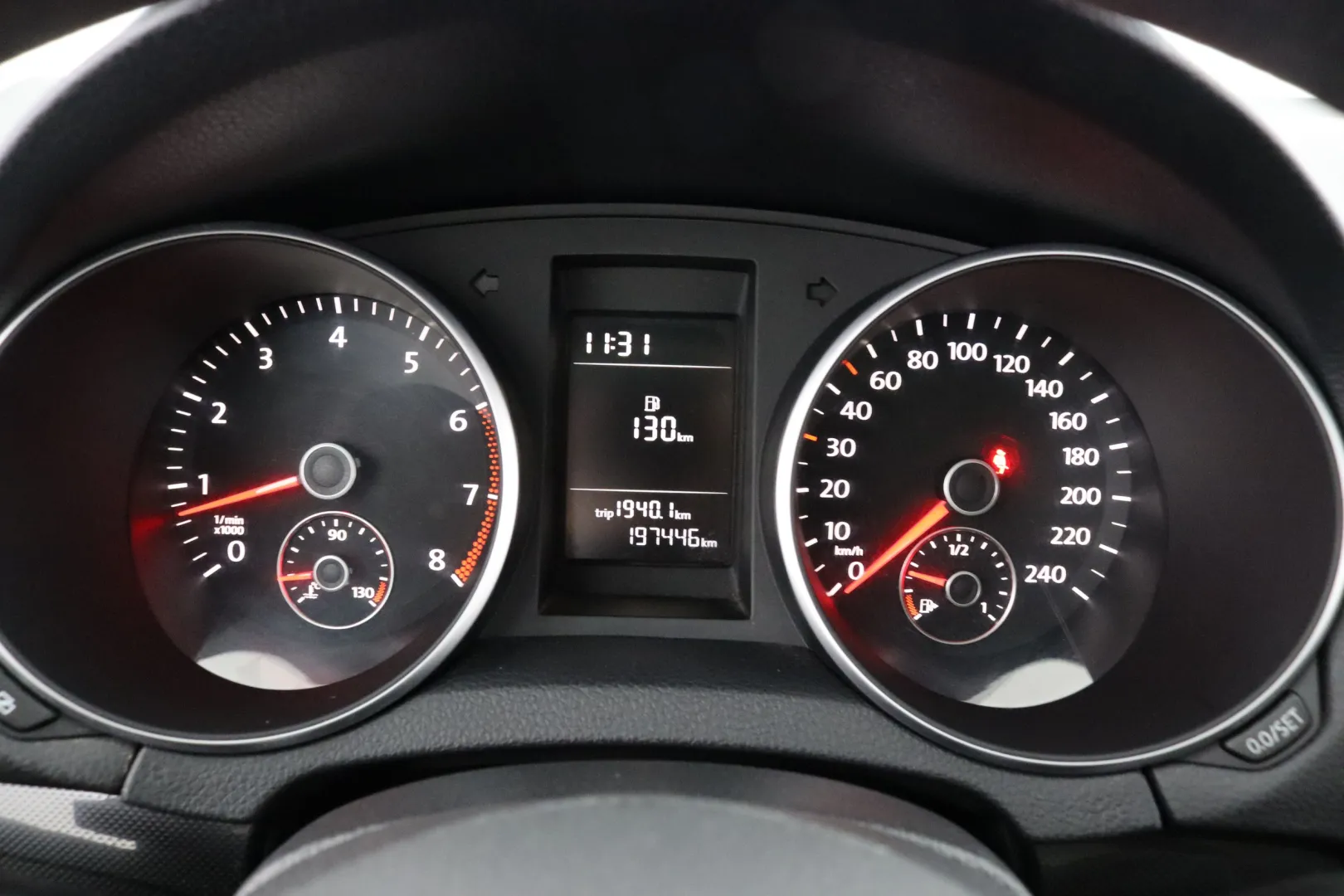 VOLKSWAGEN Golf LZA-913 carousel image