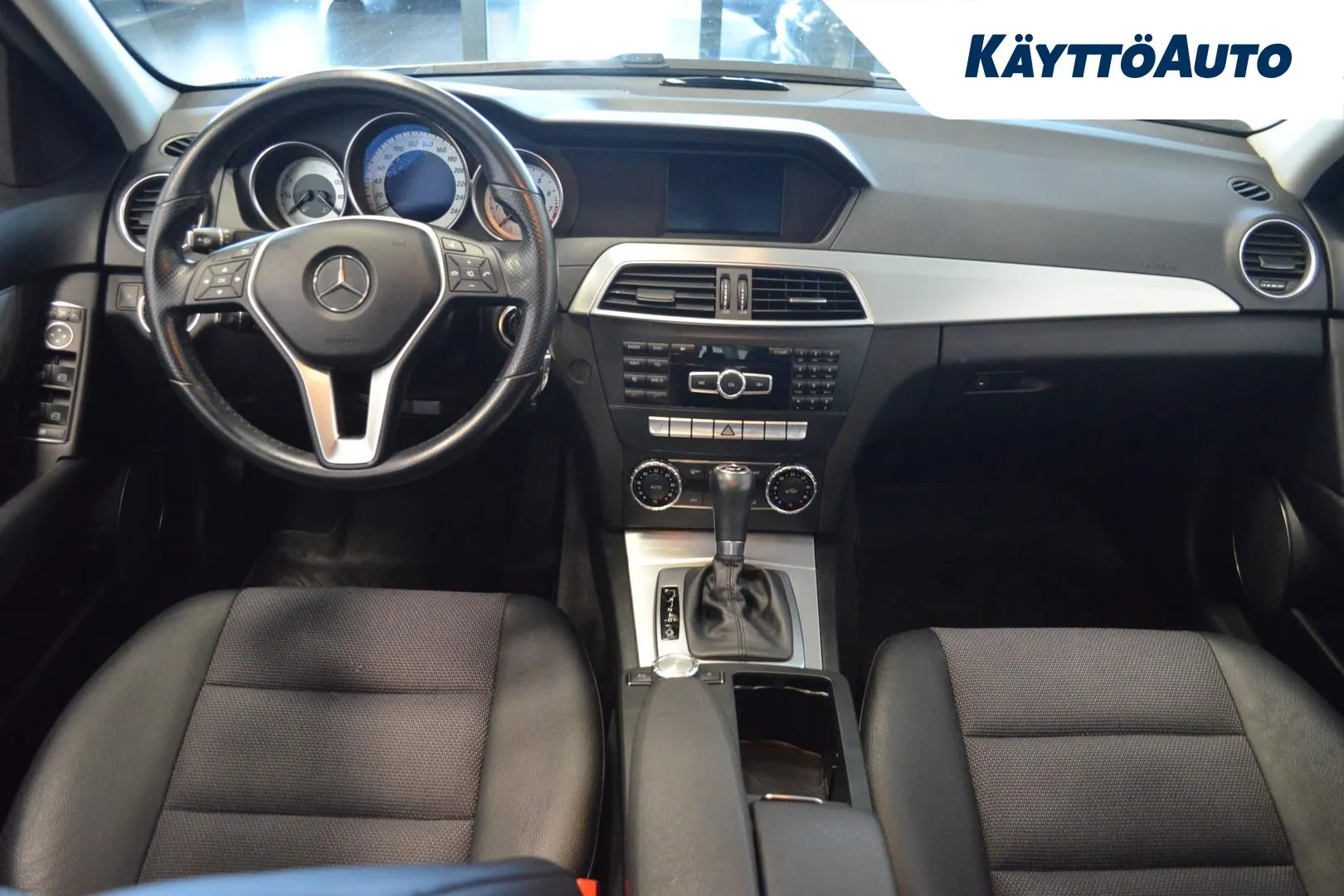 MERCEDES-BENZ C ERO-381 carousel image