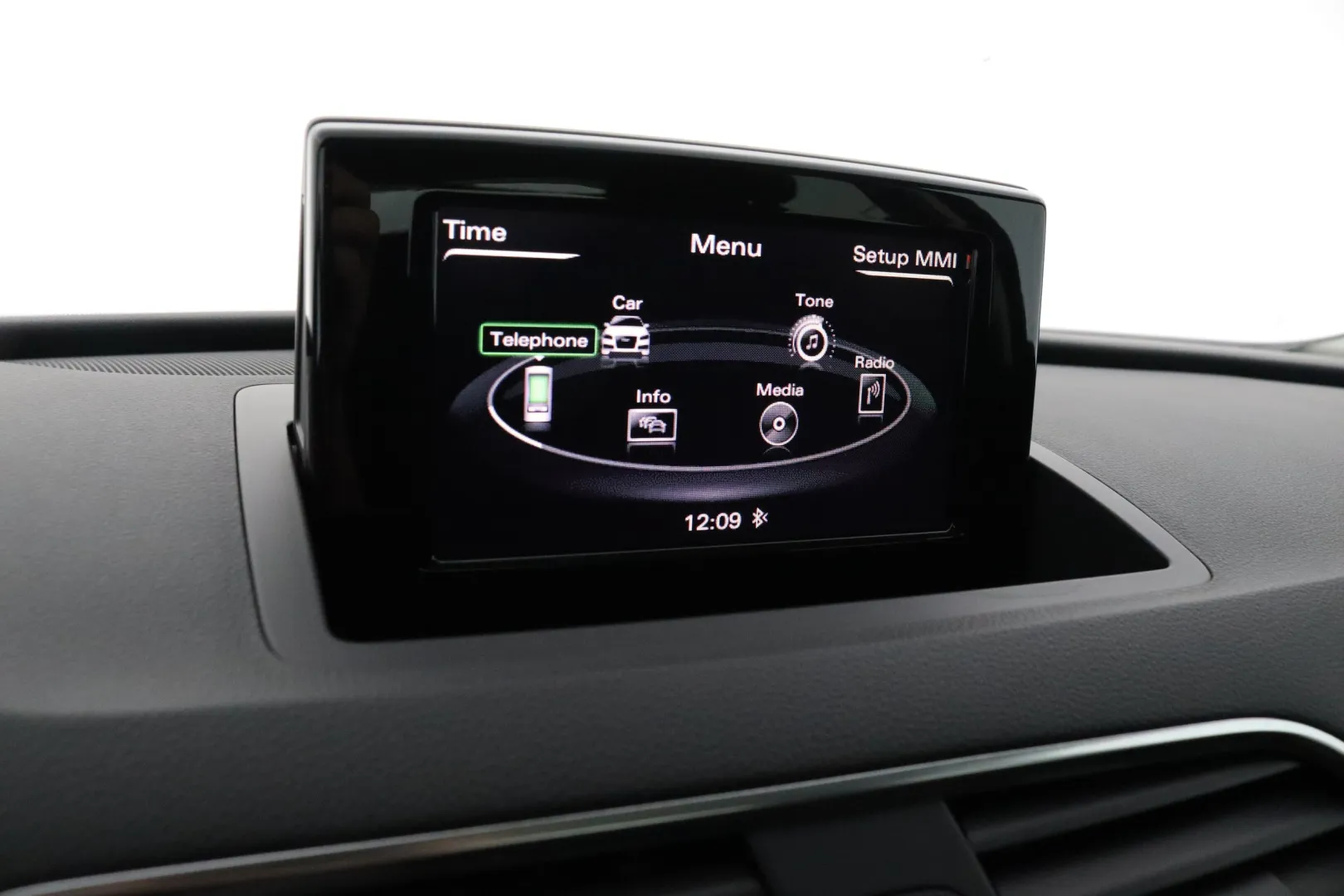 AUDI Q3 OTM-517 carousel image