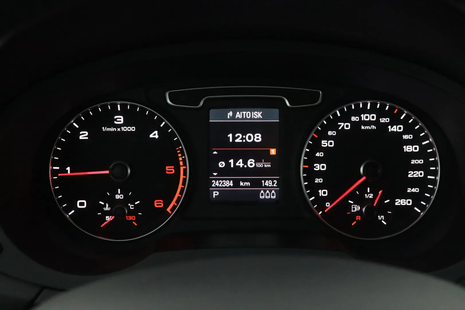 AUDI Q3 OTM-517 carousel image