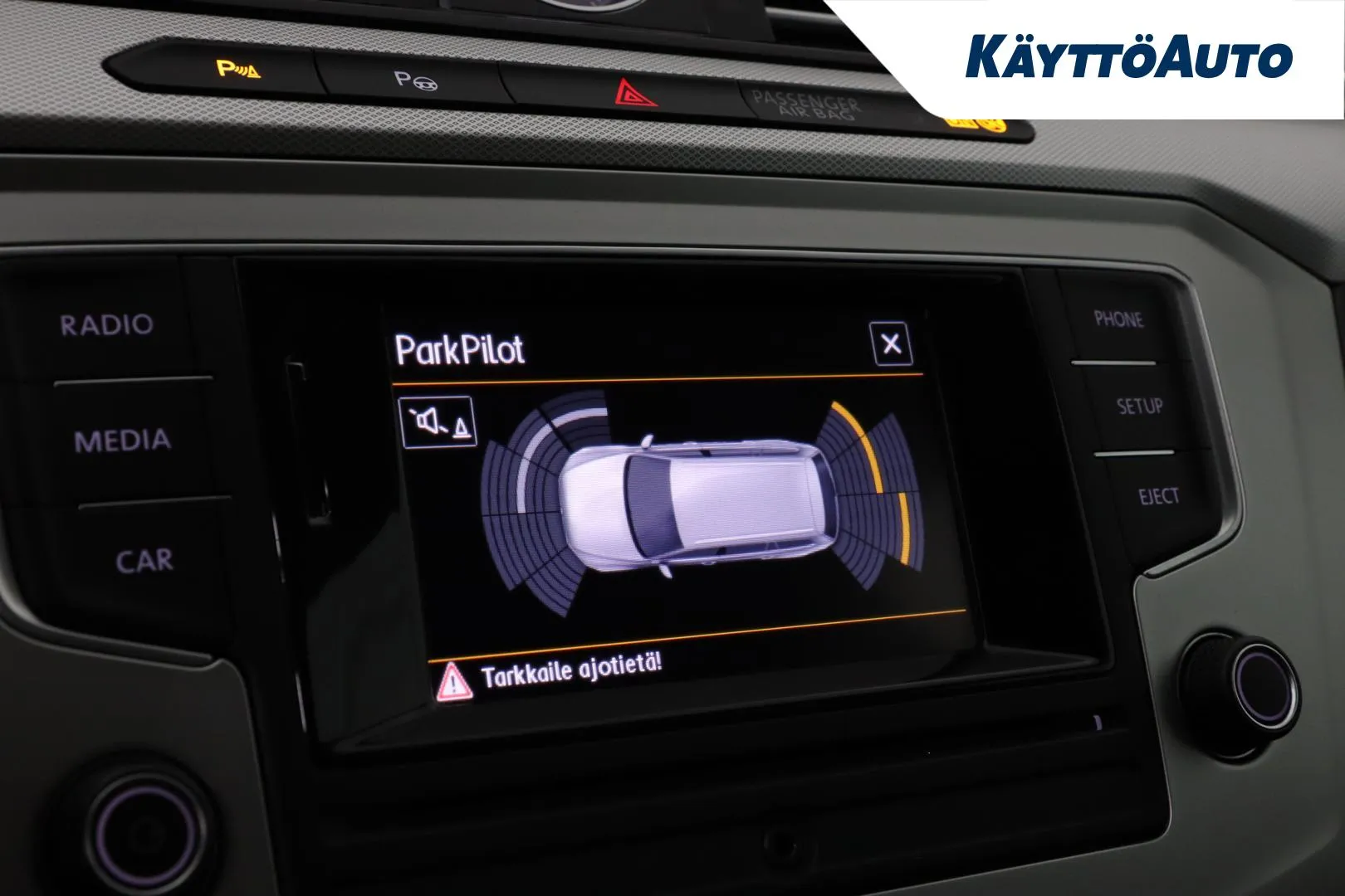 Volkswagen Passat MRZ-868 carousel image