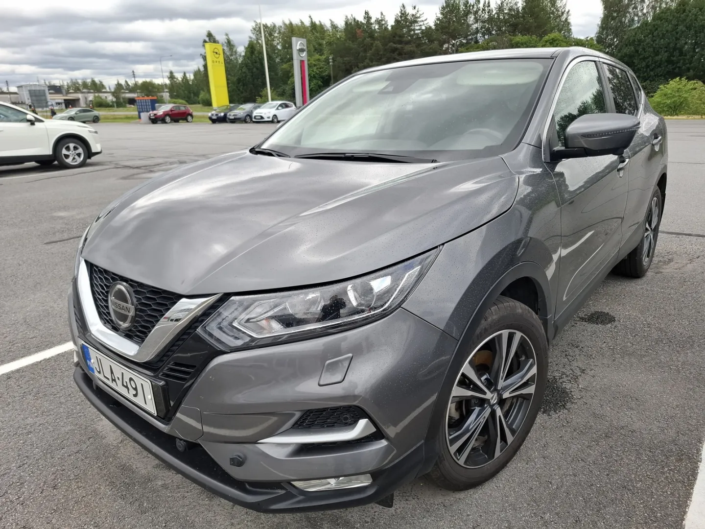 NISSAN Qashqai JLA-491 carousel image