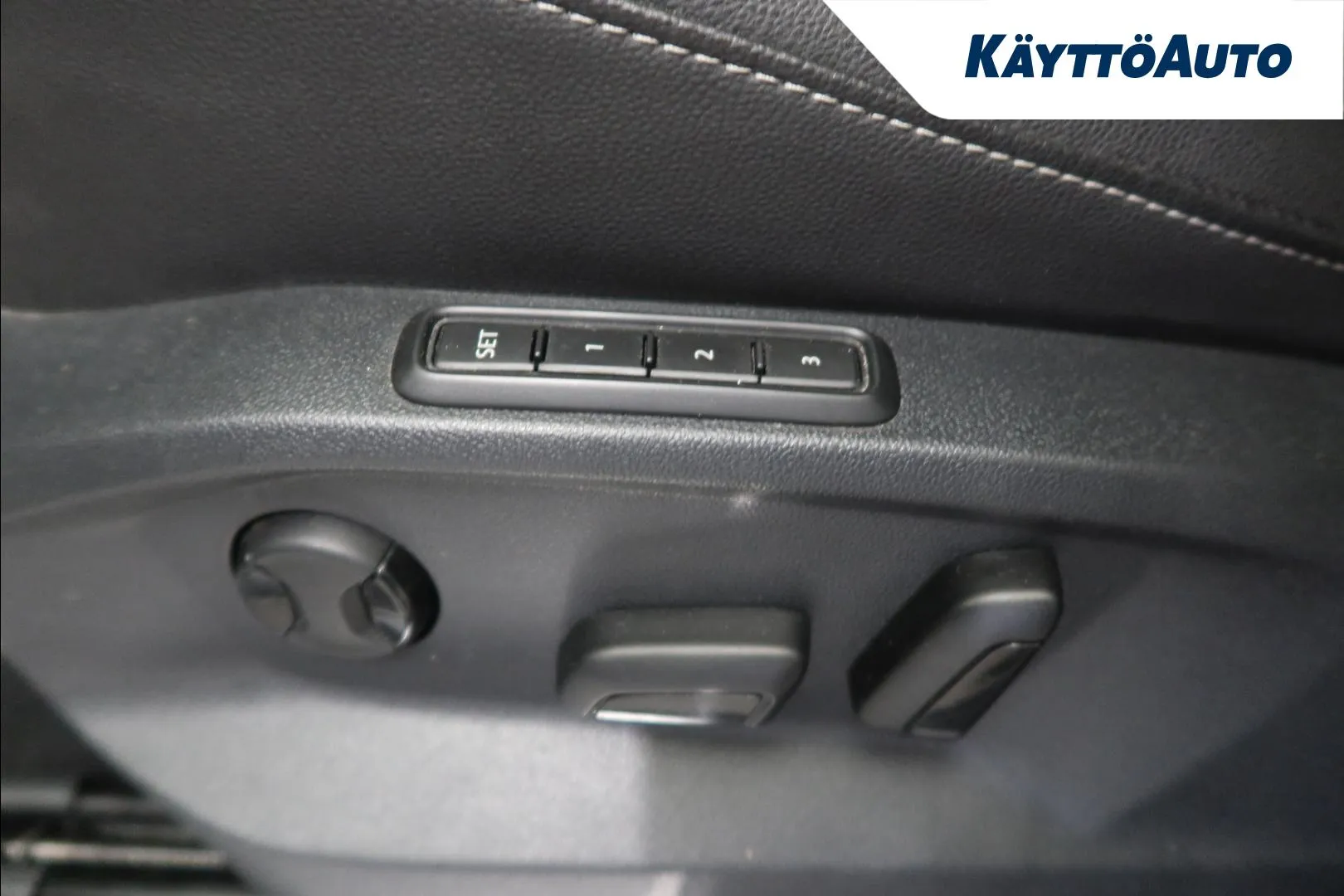 VOLKSWAGEN Tiguan FMV-474 carousel image