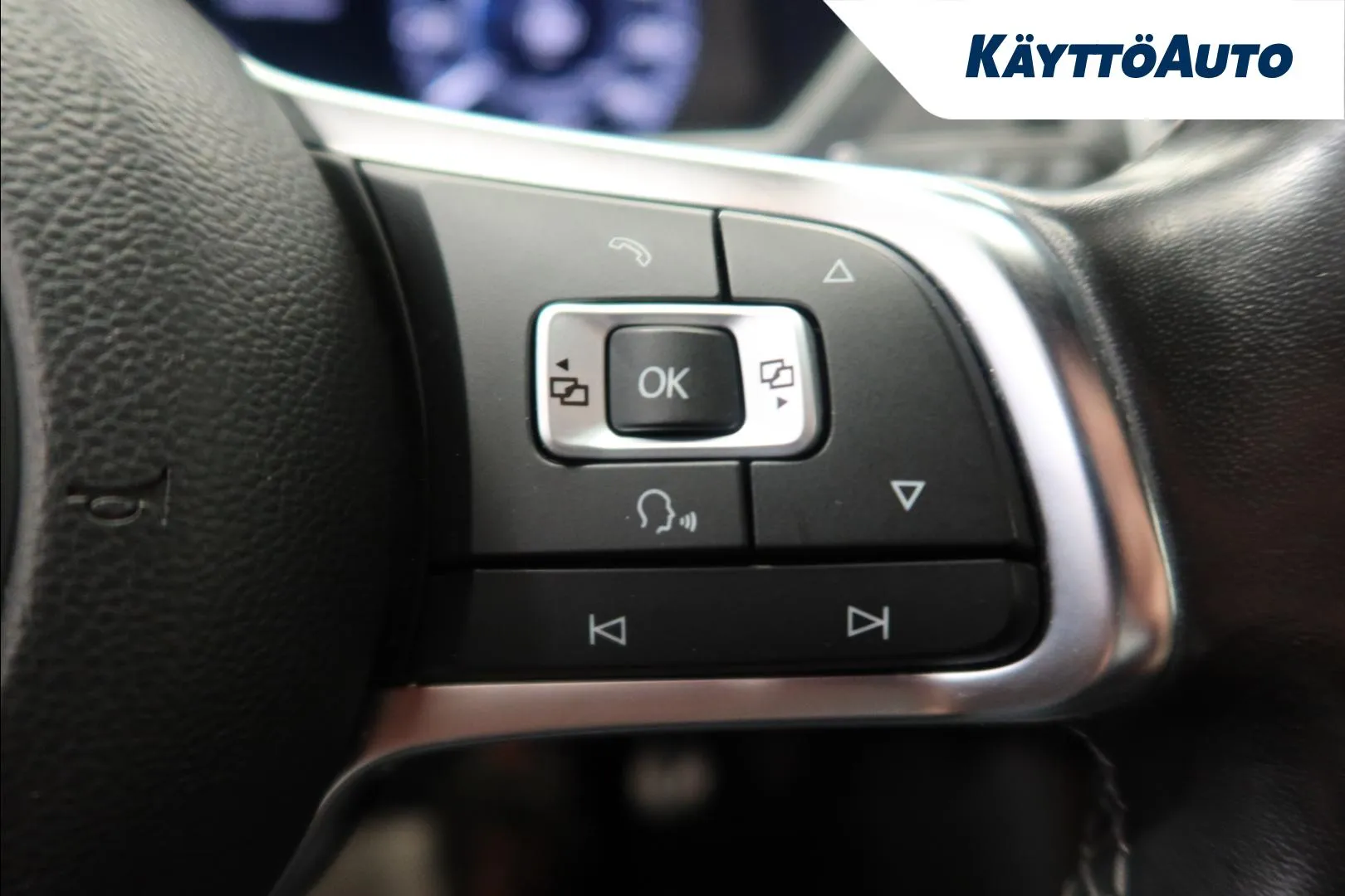 VOLKSWAGEN Tiguan FMV-474 carousel image