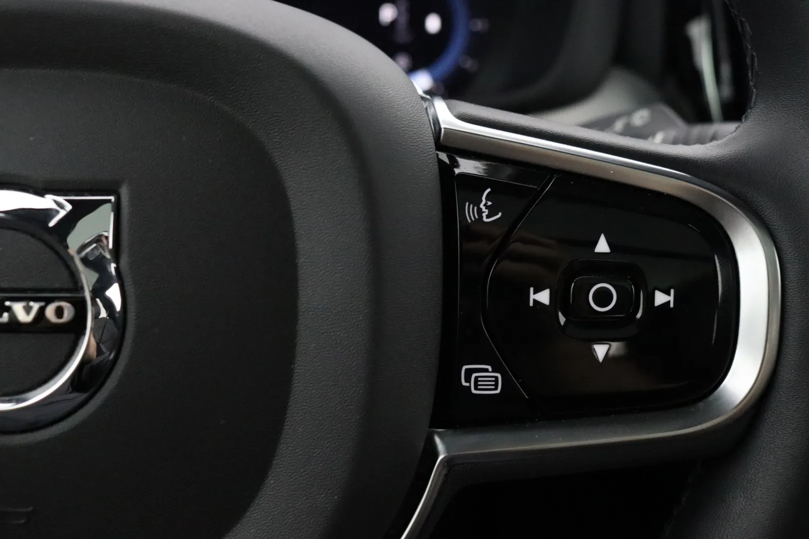 Volvo XC60 MTY-190 carousel image