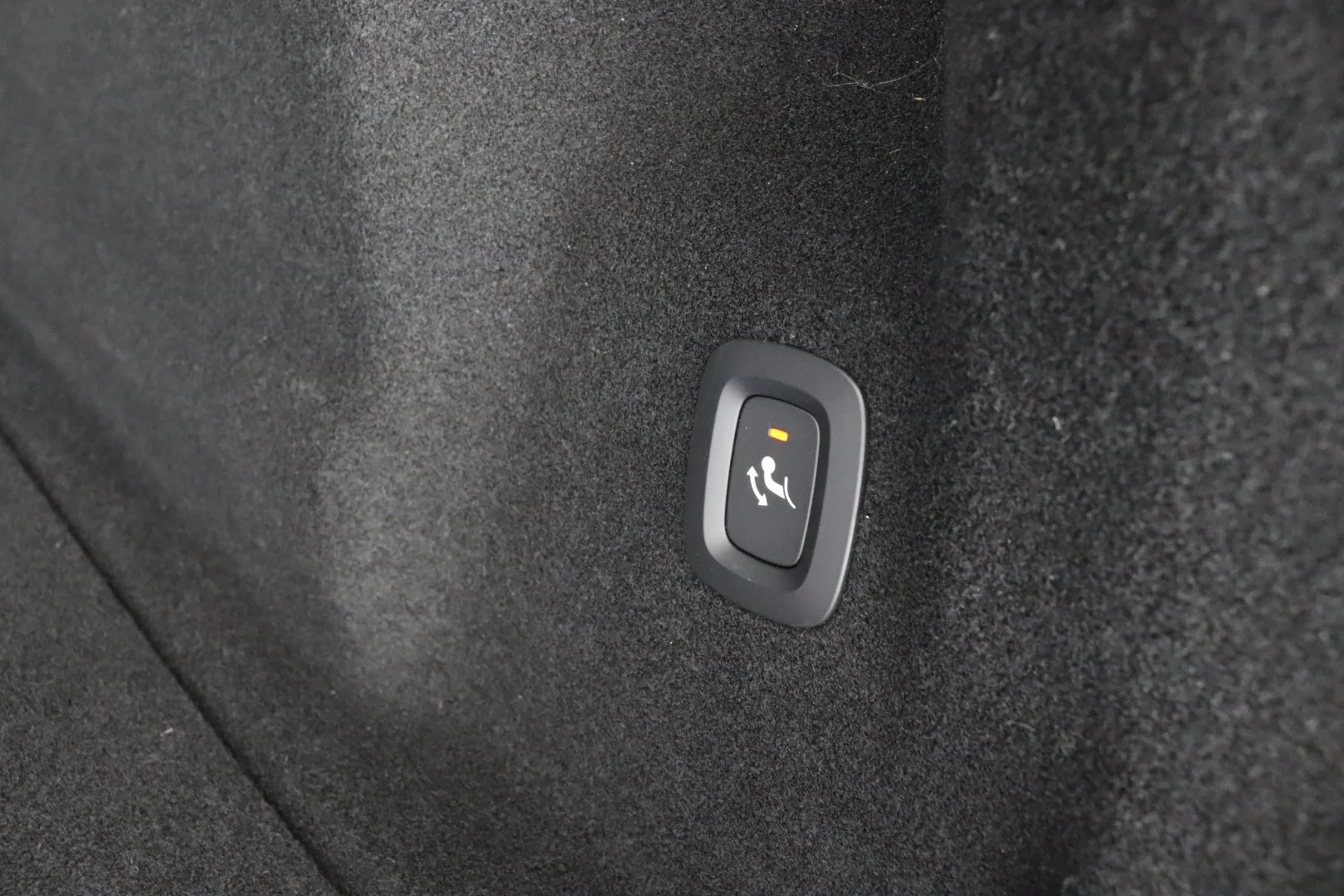 Volvo XC60 MTY-190 carousel image
