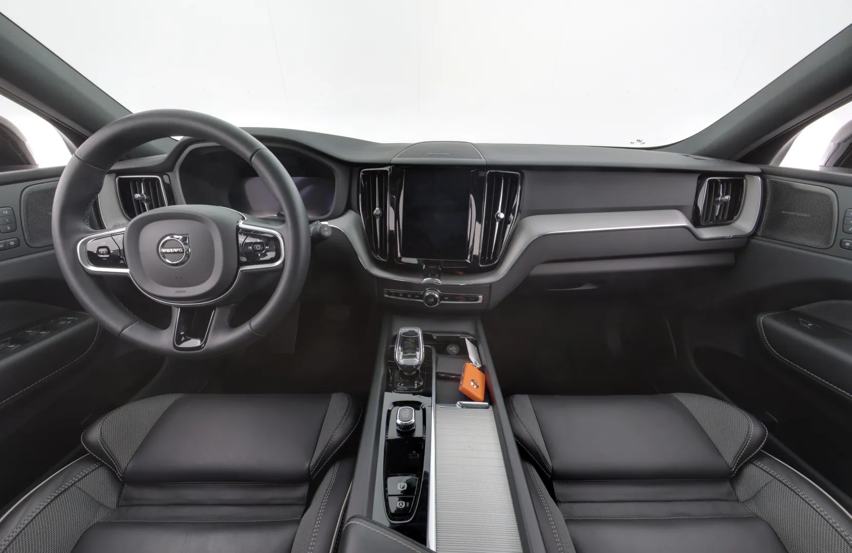 Volvo XC60 MTY-190 carousel image