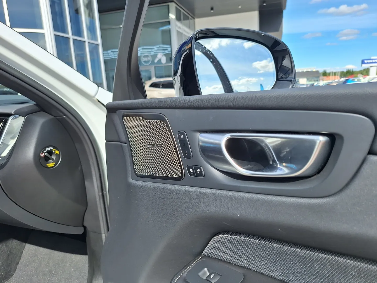 Volvo XC60 MTY-190 carousel image