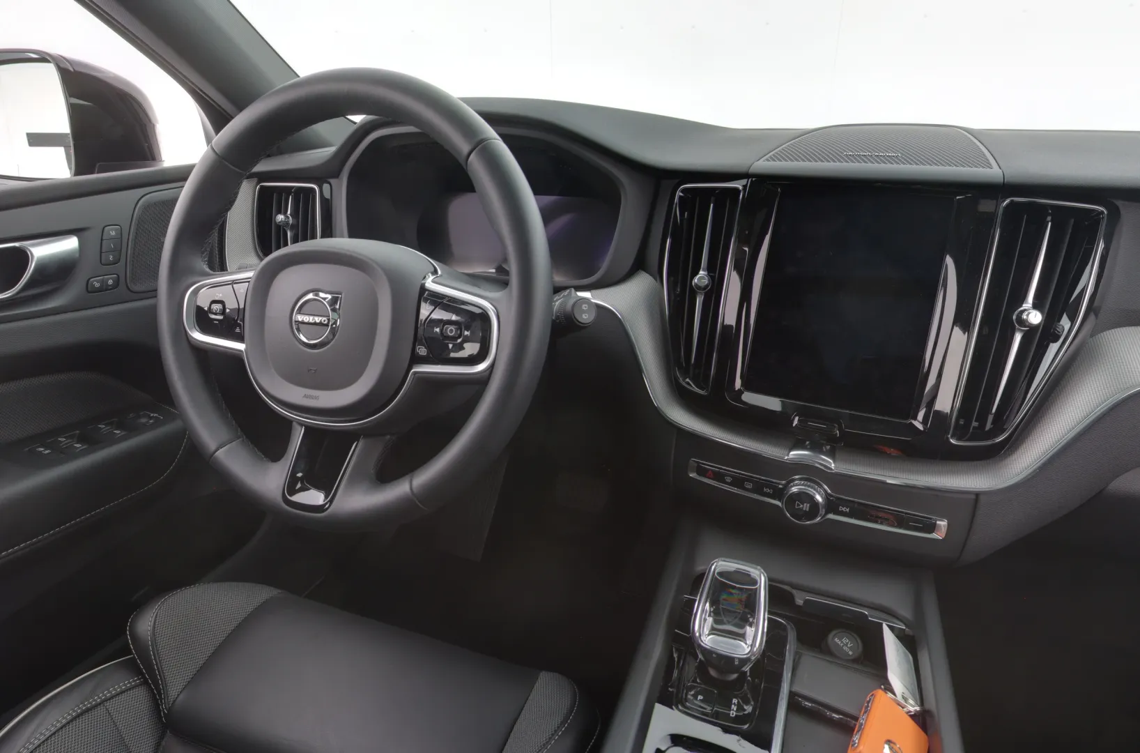 Volvo XC60 MTY-190 carousel image