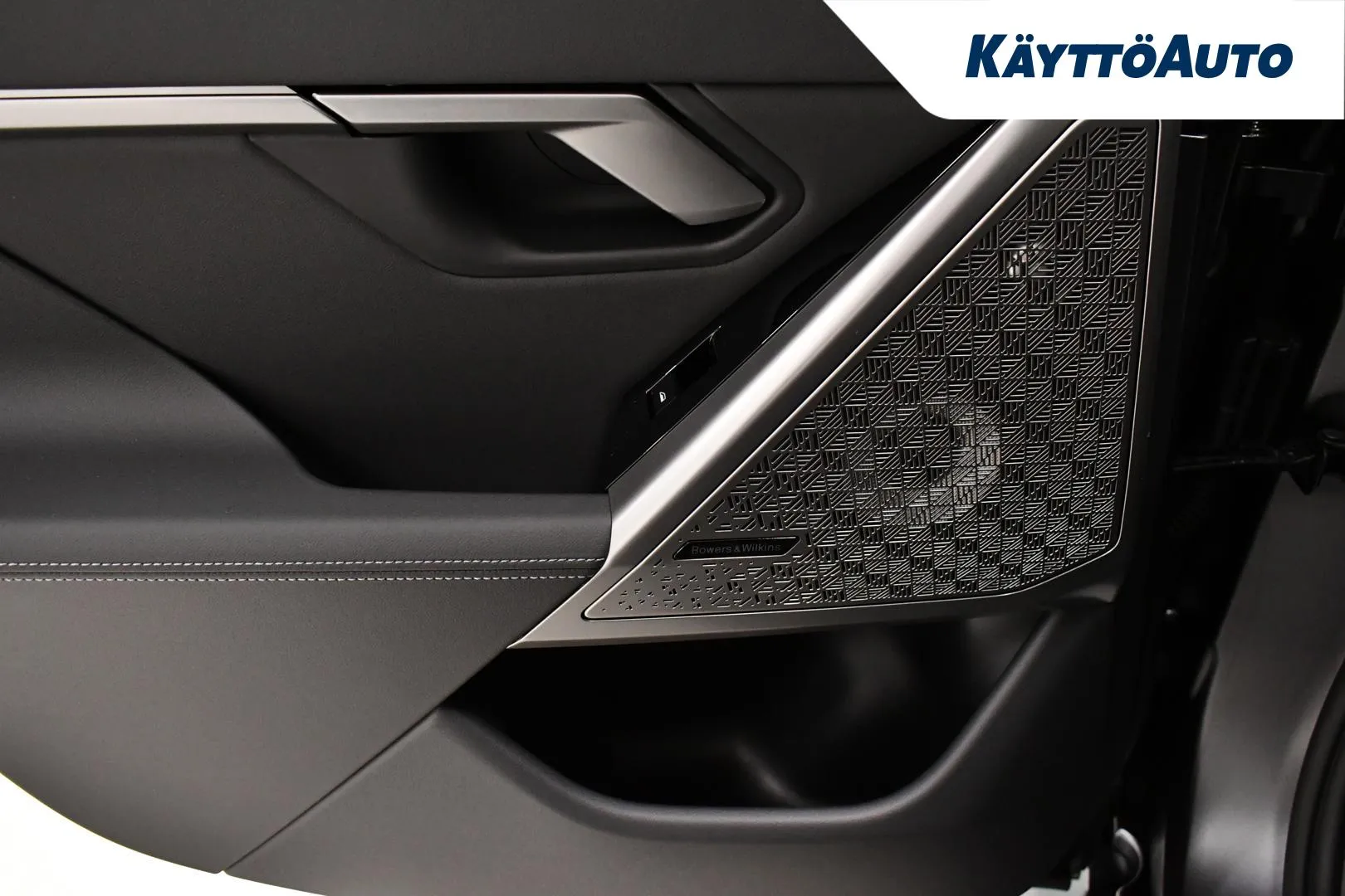 BMW M5 XTZ-751 carousel image