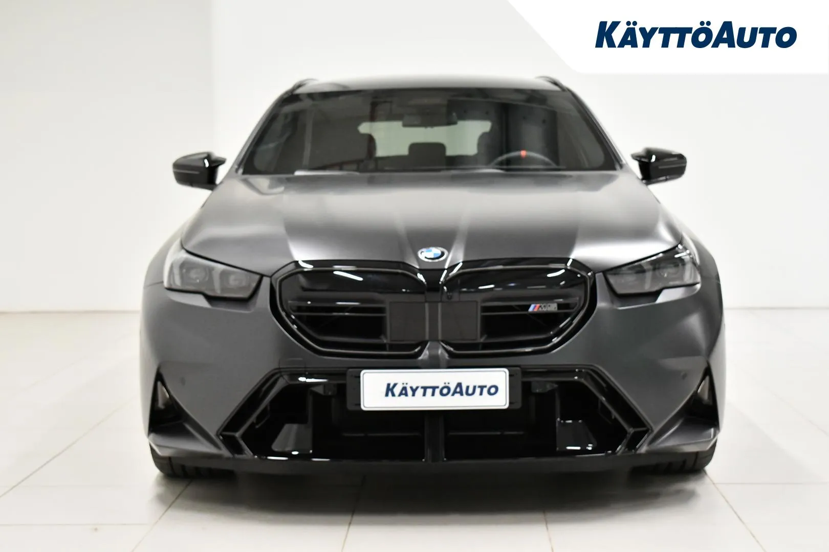 BMW M5 XTZ-751 carousel image