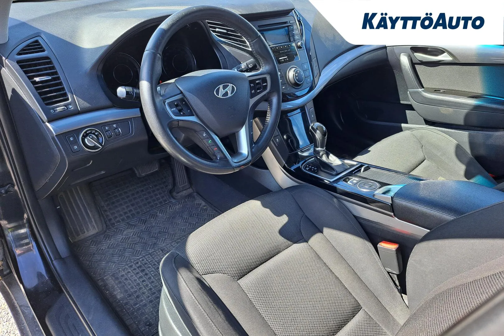 HYUNDAI i40 CIH-468 carousel image