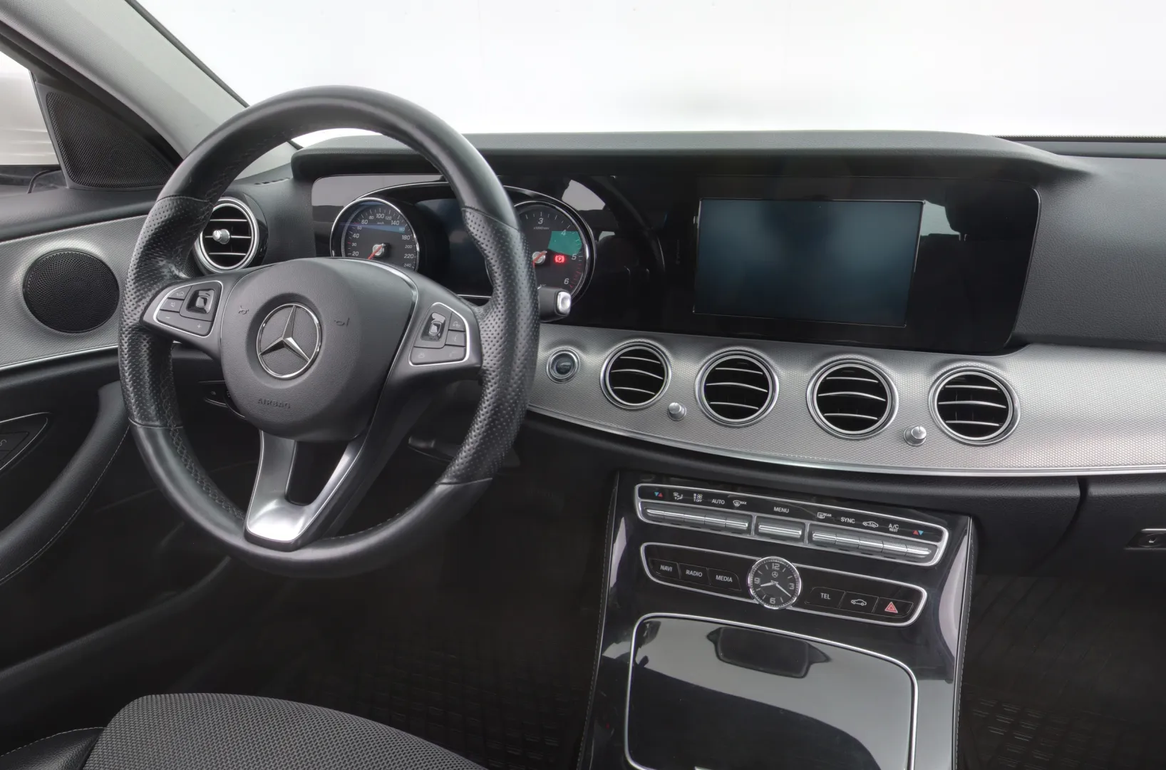 MERCEDES-BENZ E KSR-771 carousel image