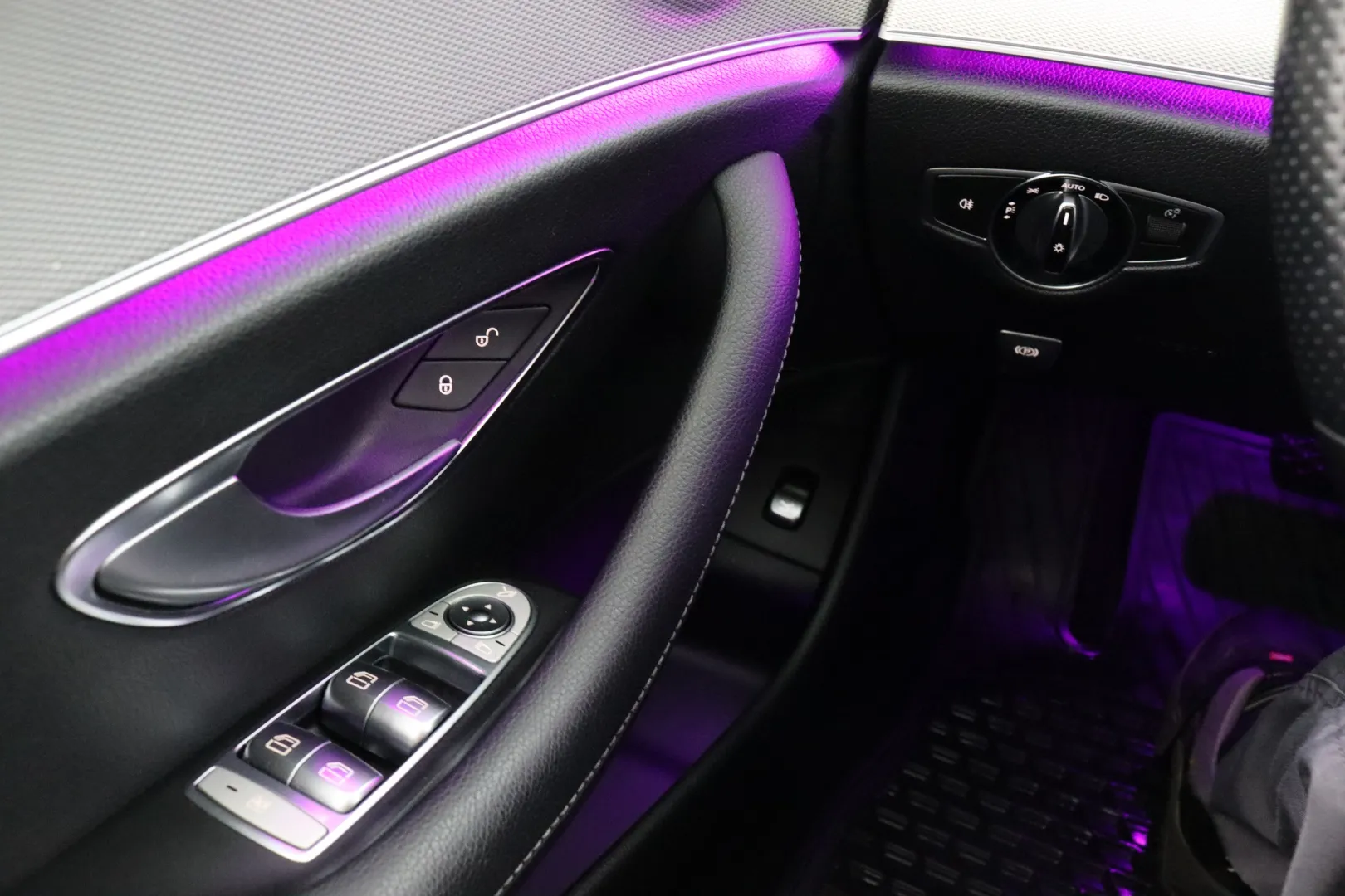 MERCEDES-BENZ E KSR-771 carousel image
