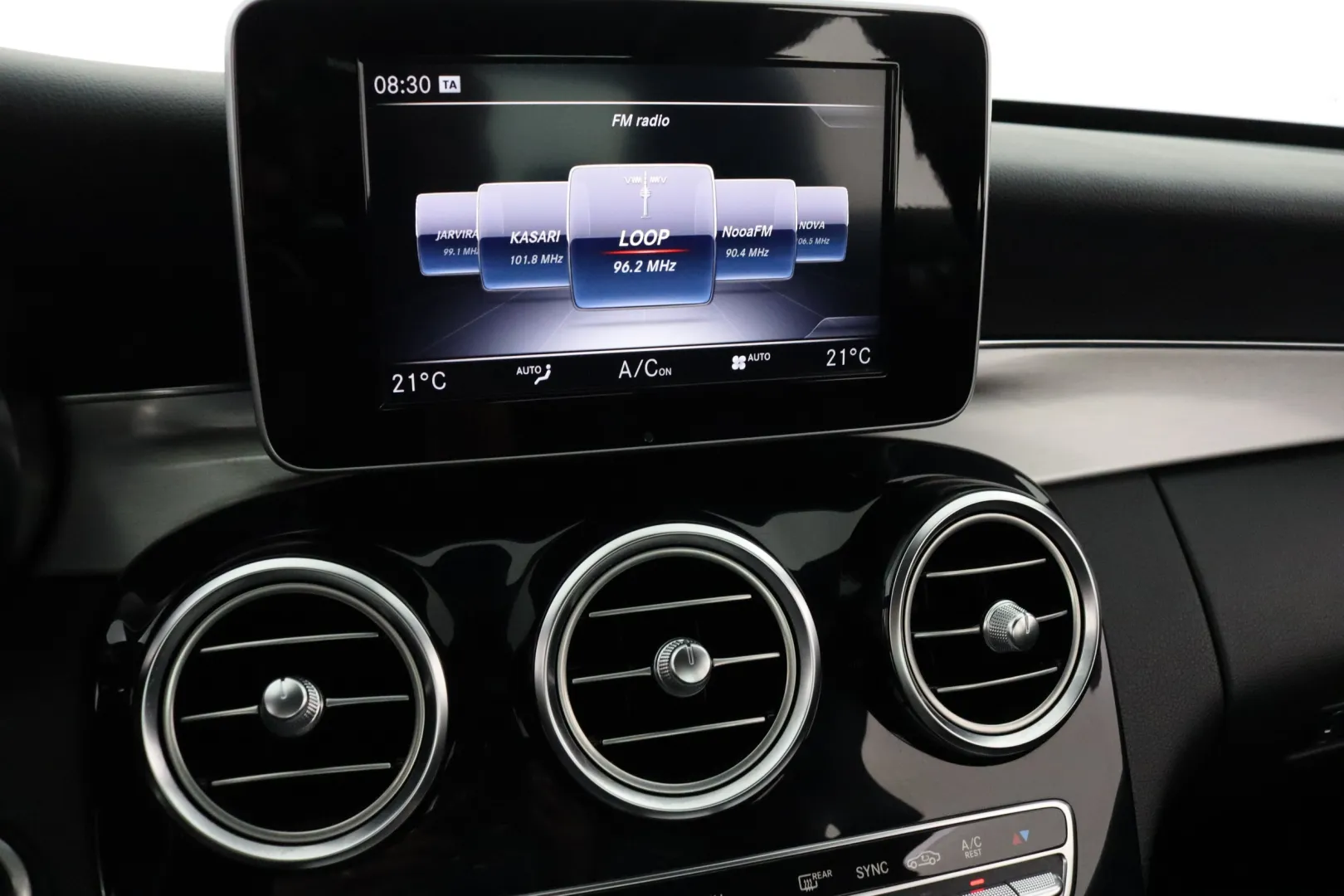 Mercedes-Benz C ZLS-350 carousel image