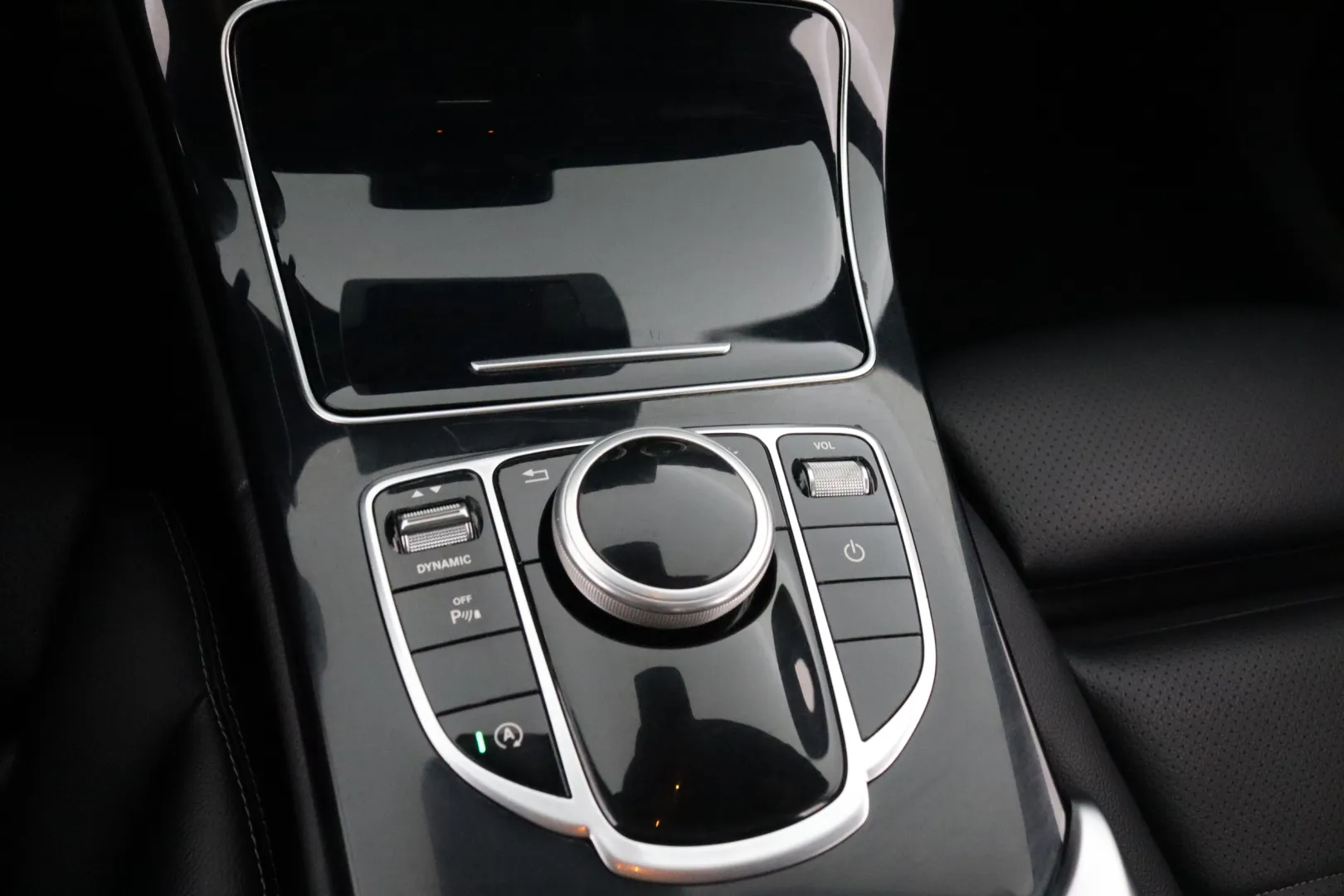 Mercedes-Benz C ZLS-350 carousel image