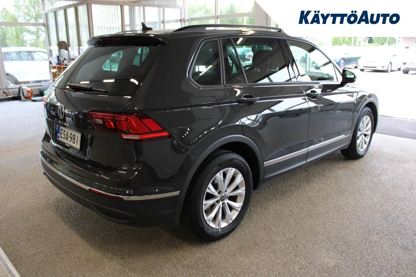 VOLKSWAGEN Tiguan ESA-981 carousel image
