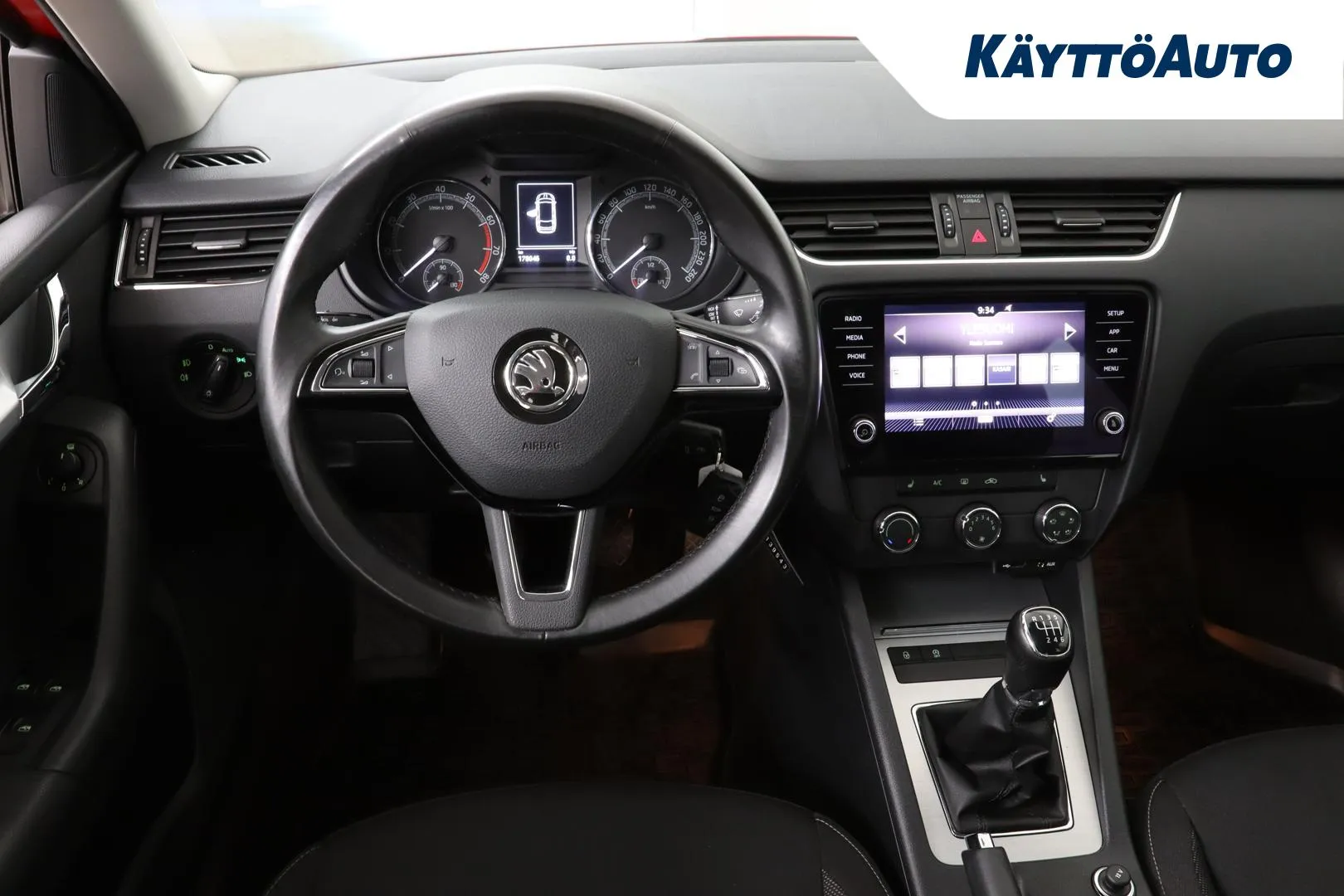 Skoda Octavia RTM-397 carousel image