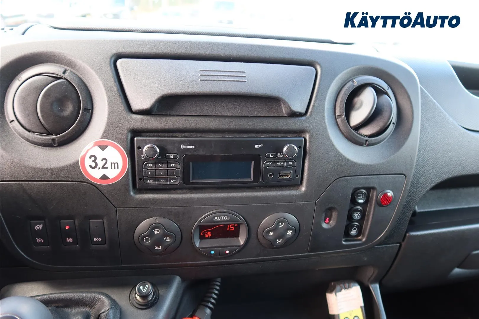 Renault Master BVC-900 carousel image