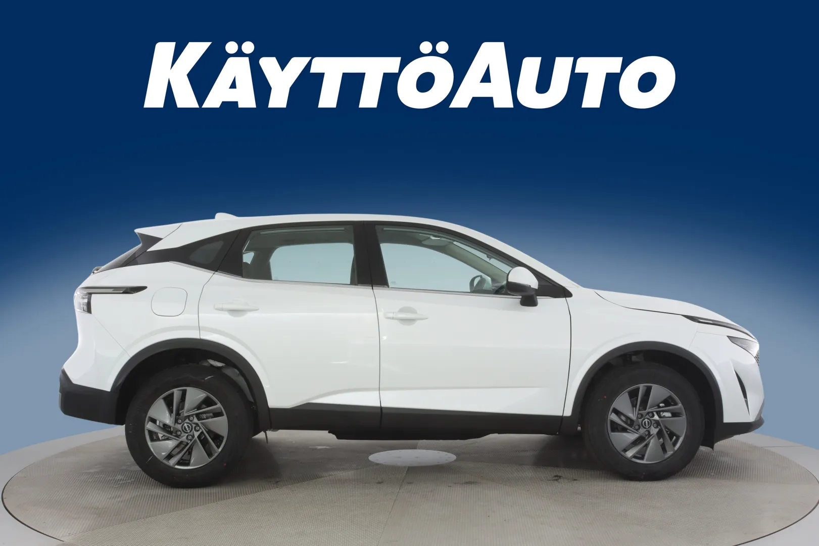 Nissan Qashqai SZJ-330 carousel image