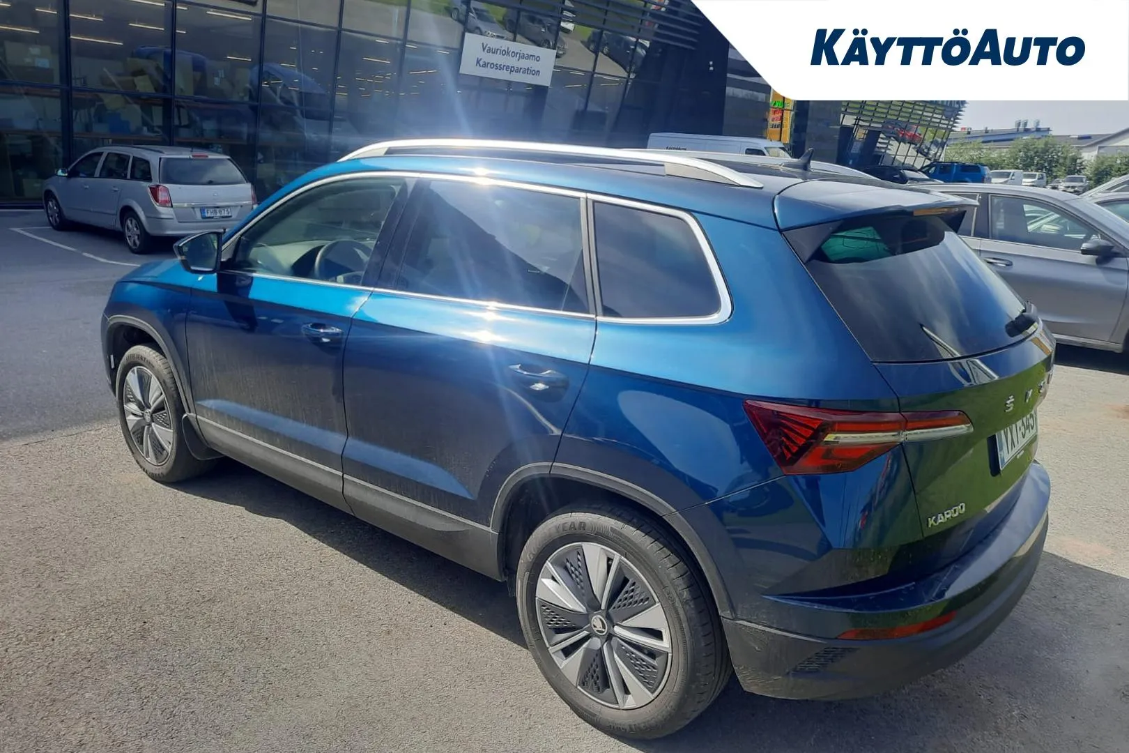 SKODA Karoq YXT-345 carousel image