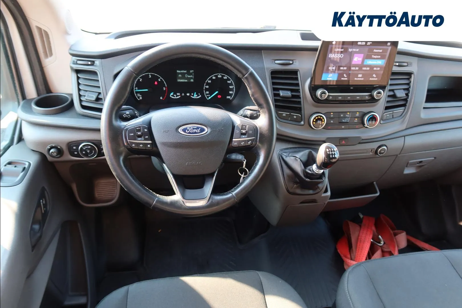 Ford Transit GOA-810 carousel image