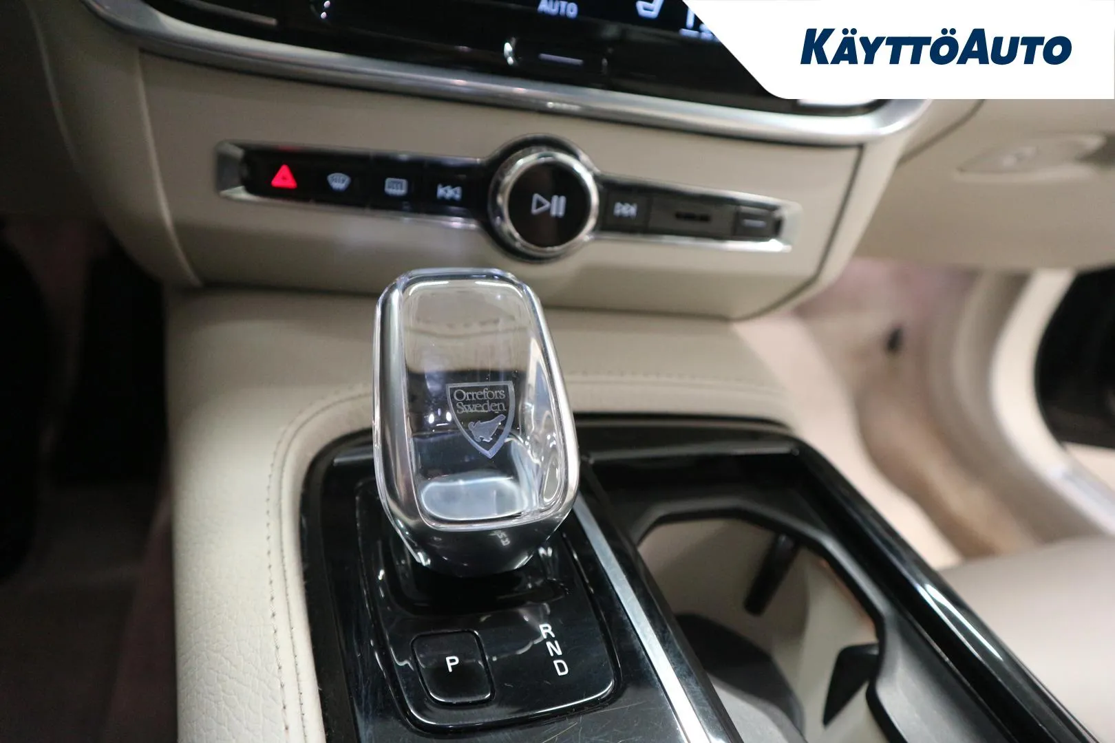 VOLVO V90 ZNK-285 carousel image
