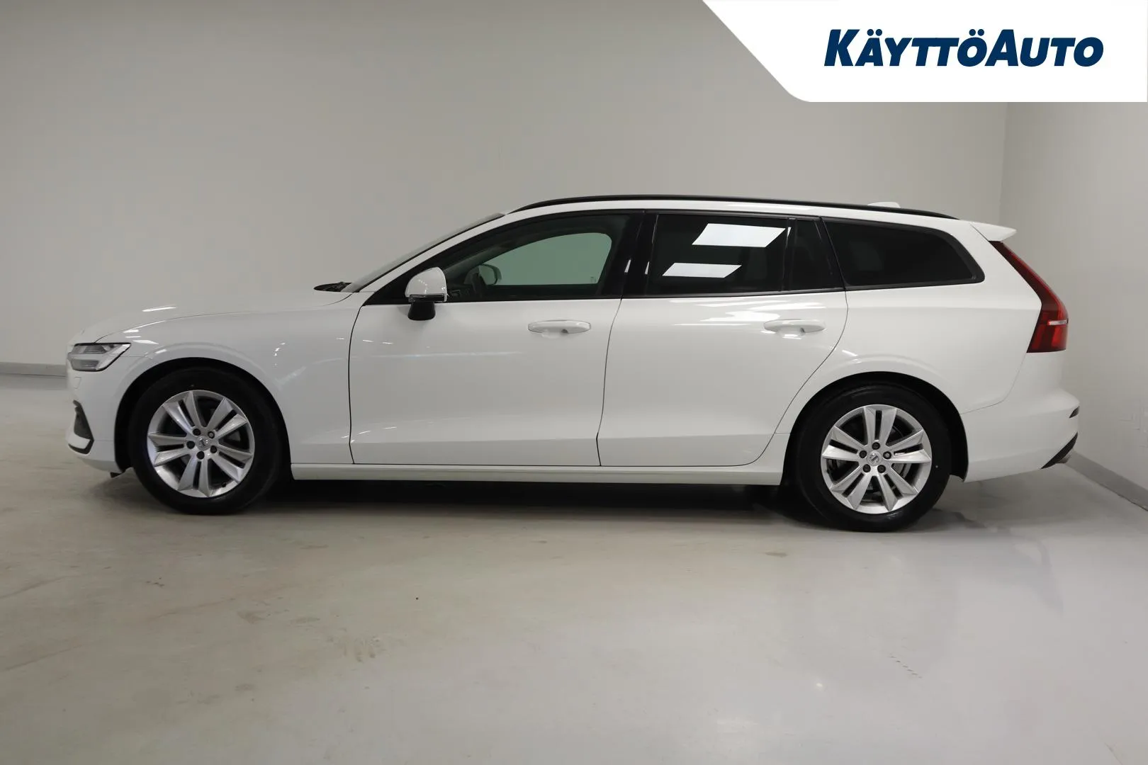 VOLVO V60 NMT-892 carousel image