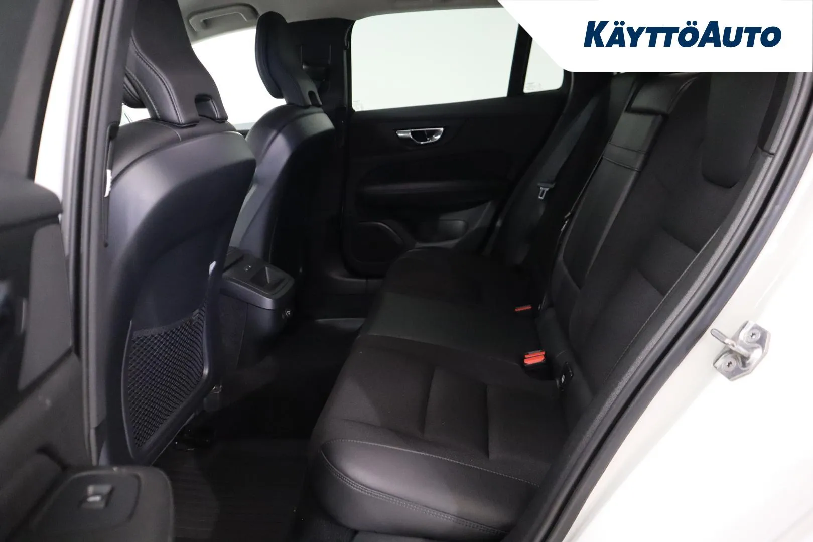 VOLVO V60 NMT-892 carousel image