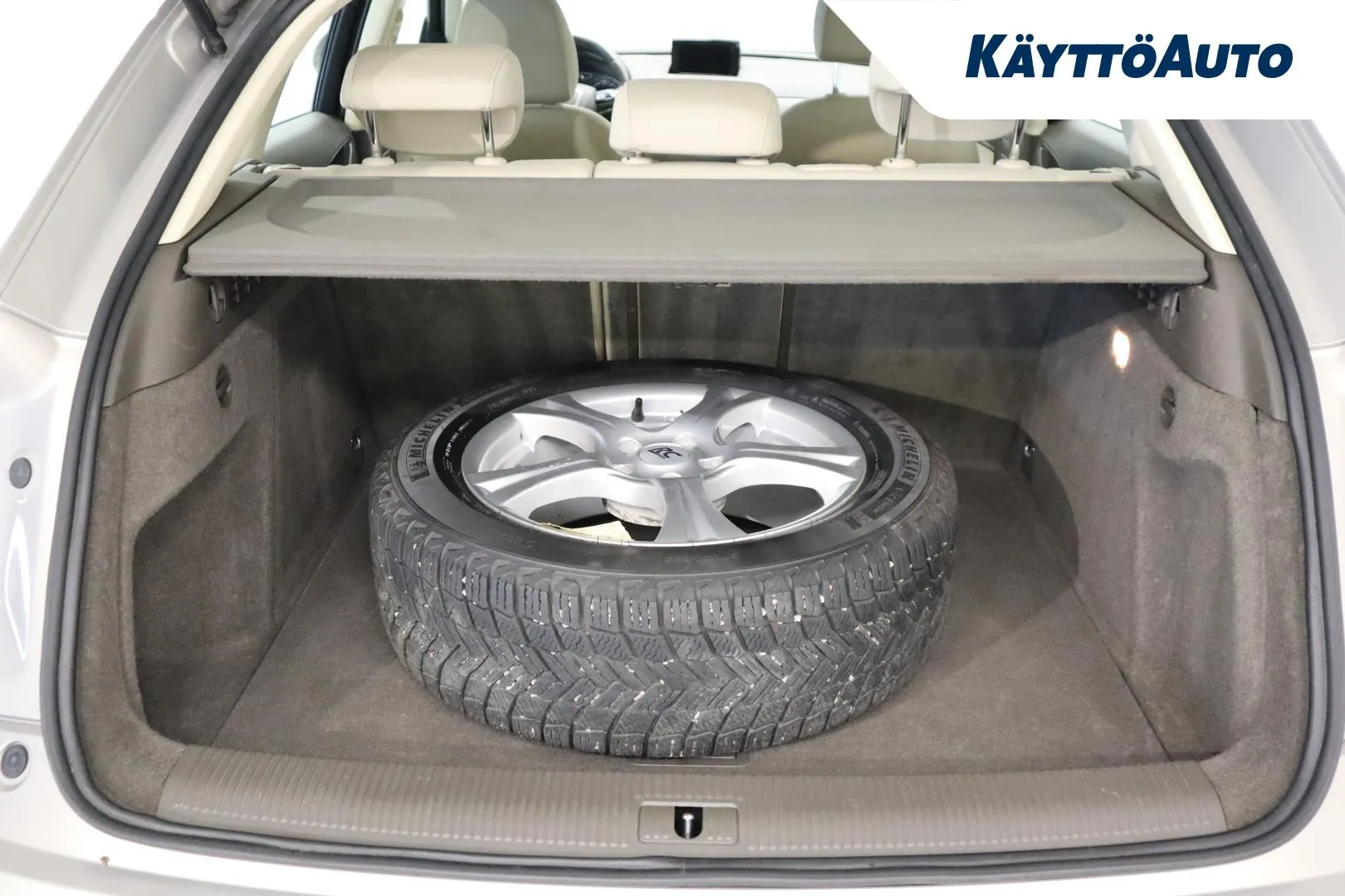 AUDI Q3 OTM-523 carousel image