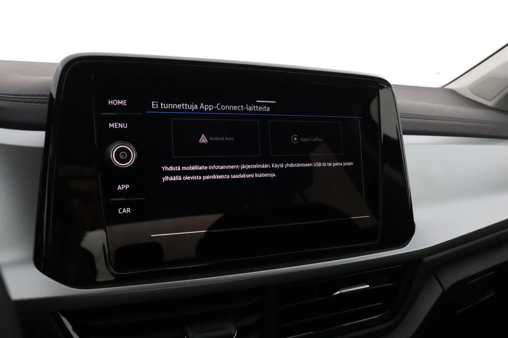 Volkswagen T-Roc CSG-613 carousel image