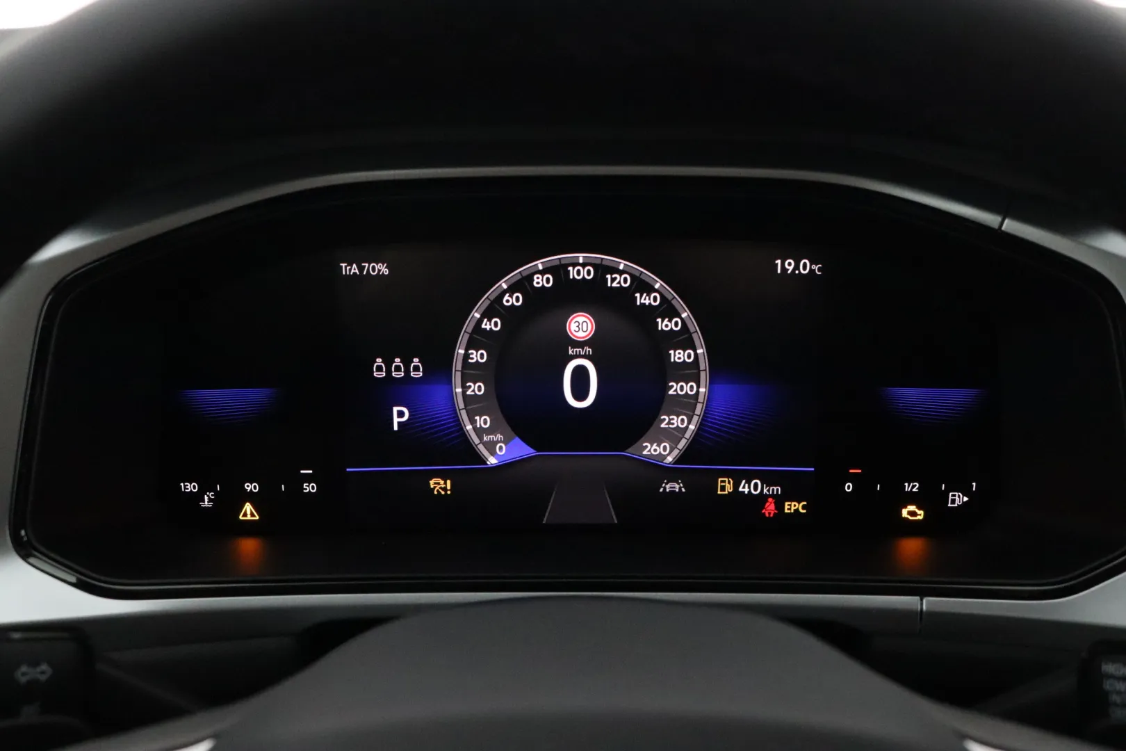 Volkswagen T-Roc CSG-613 carousel image