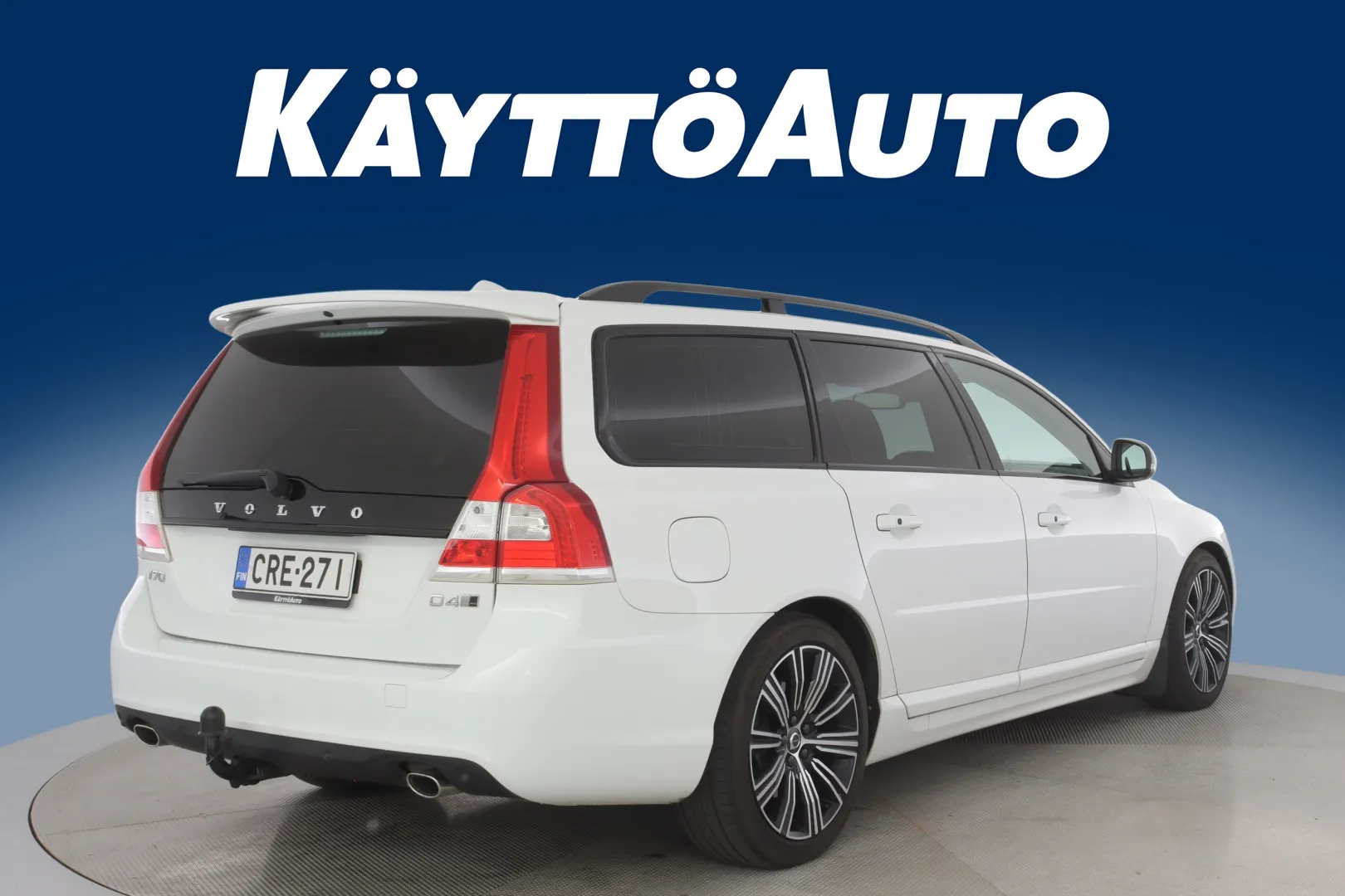 VOLVO V70 CRE-271 carousel image