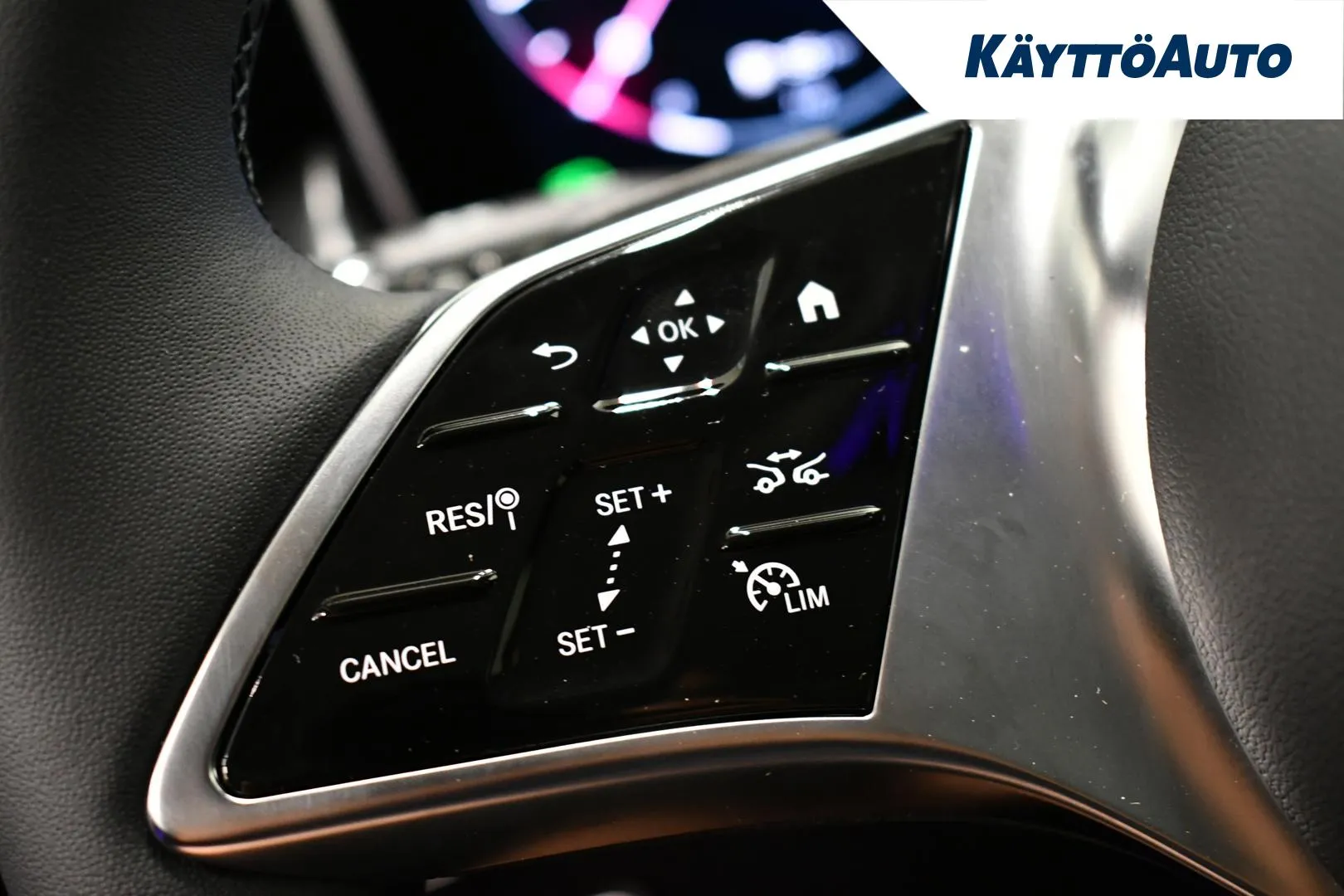 Mercedes-Benz GLC ISK-835 carousel image