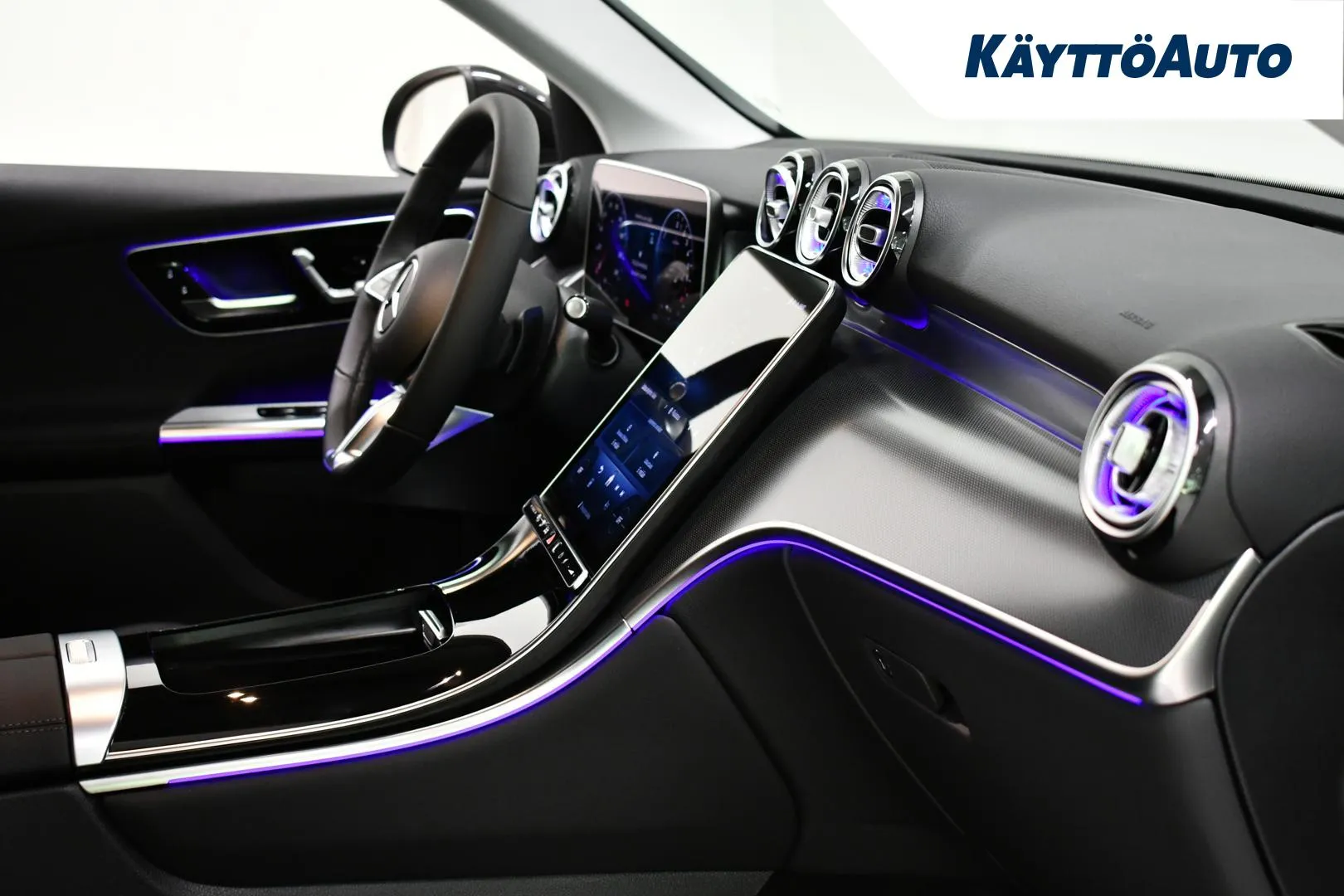 Mercedes-Benz GLC ISK-835 carousel image