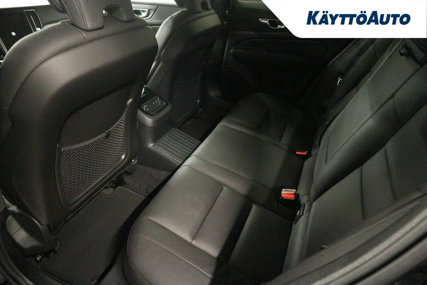 Volvo V60 ISM-353 carousel image