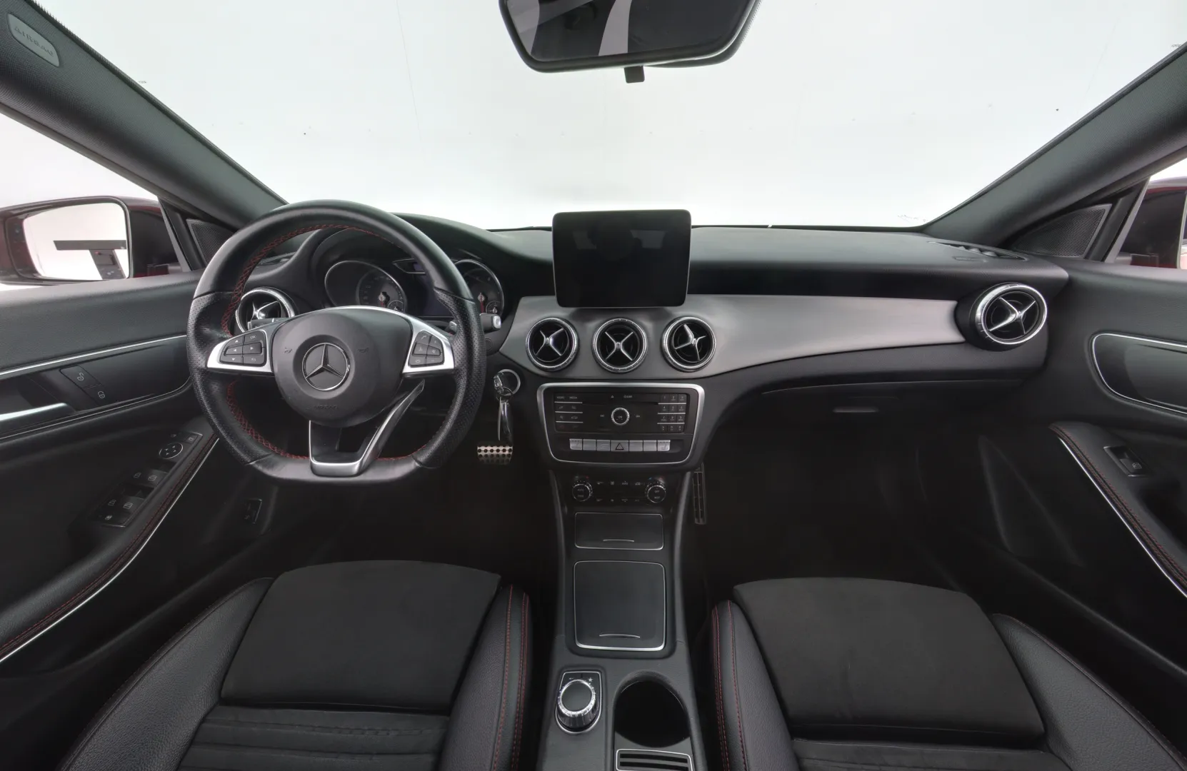 MERCEDES-BENZ CLA GNF-411 carousel image