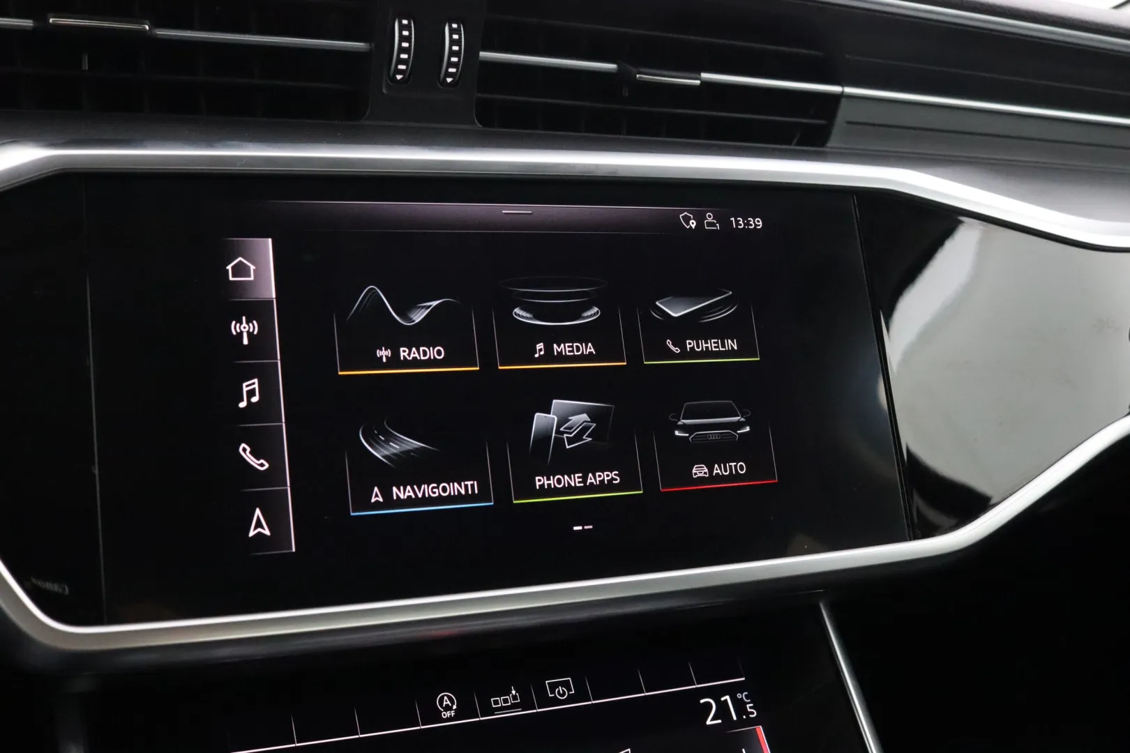AUDI A6 XPC-534 carousel image