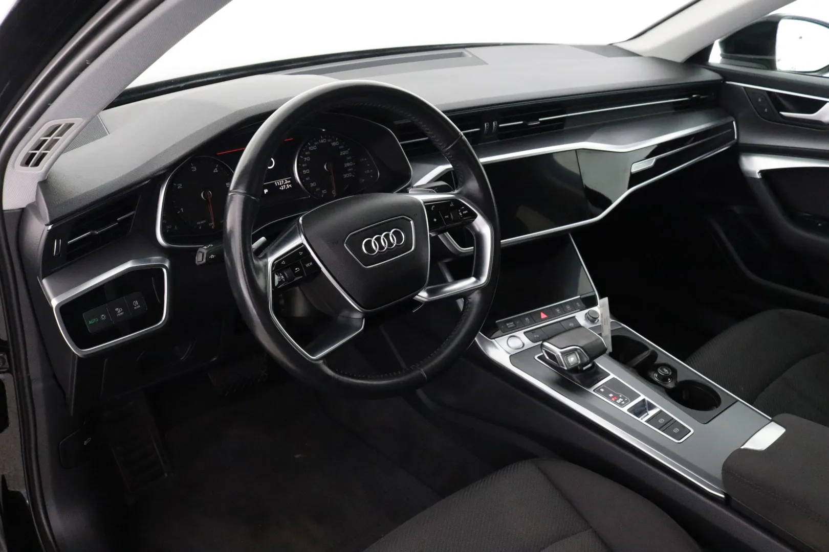 AUDI A6 XPC-534 carousel image